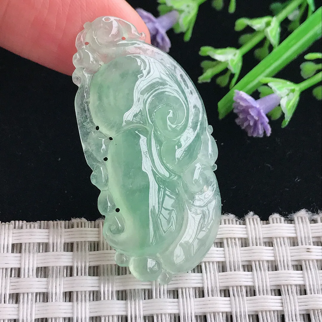 实拍A货翡翠43.7/22.2/6.2老坑冰种冰甜绿如意吊坠翡翠挂件