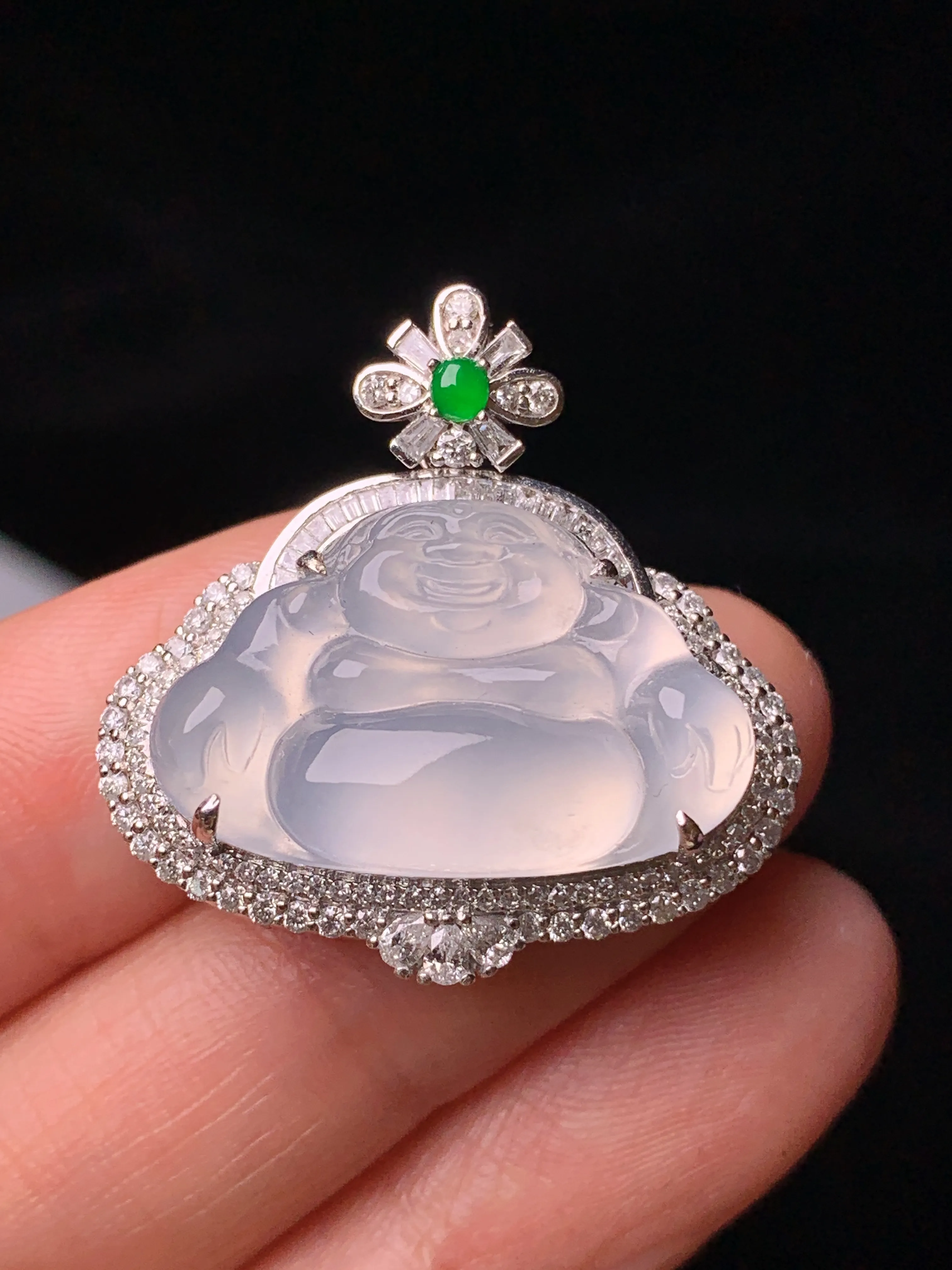 18k金钻镶嵌冰种佛公吊坠 玉质细腻 水润亮眼 整体尺寸27.6*27.1*9.3