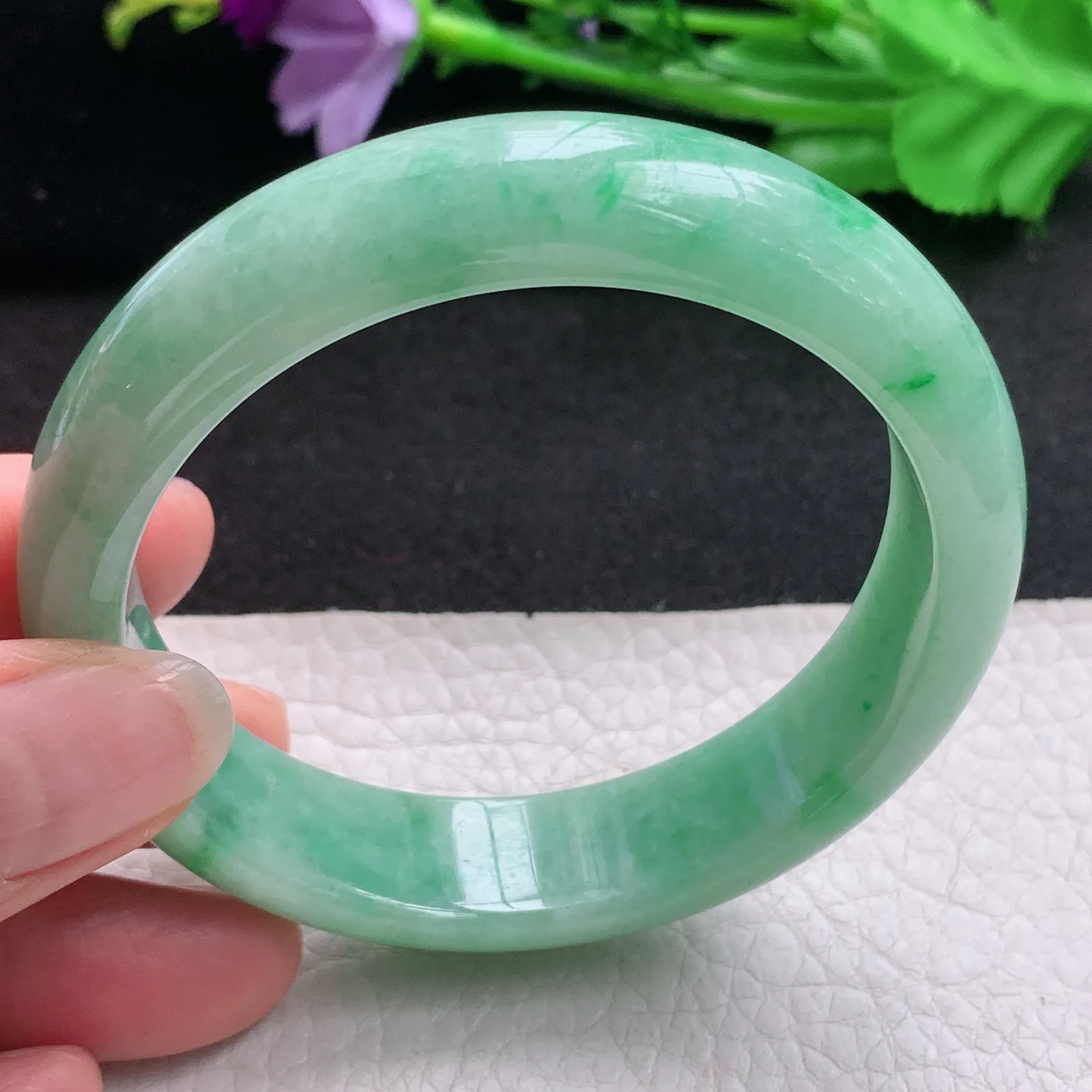 nr实拍57.5*14.8*8mm天然缅甸翡翠A货玉手镯飘花满绿正圈平安镯