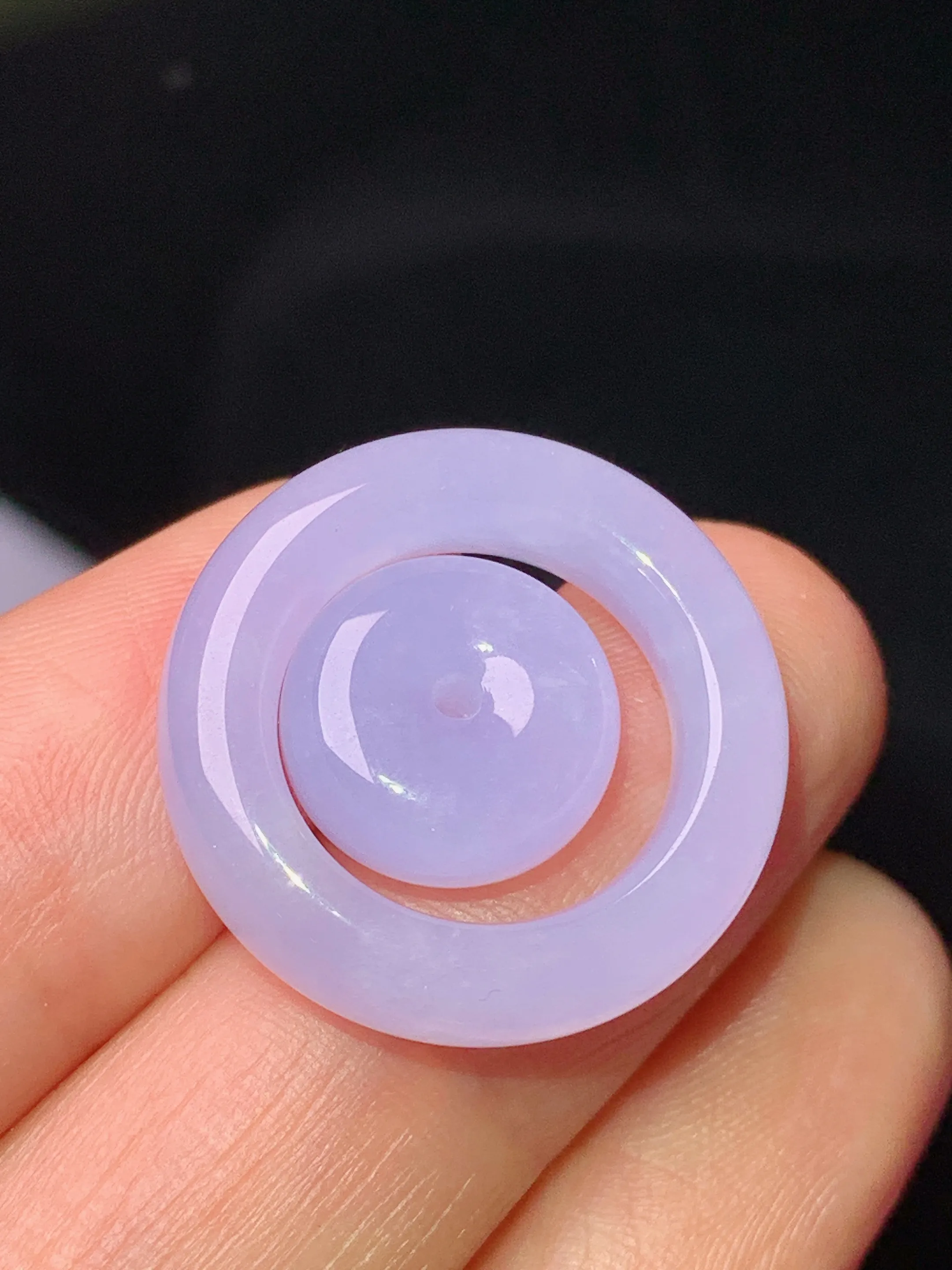 紫罗兰子母扣吊坠 玉质细腻 水润亮眼 整体尺寸21.2*5.5*4.2