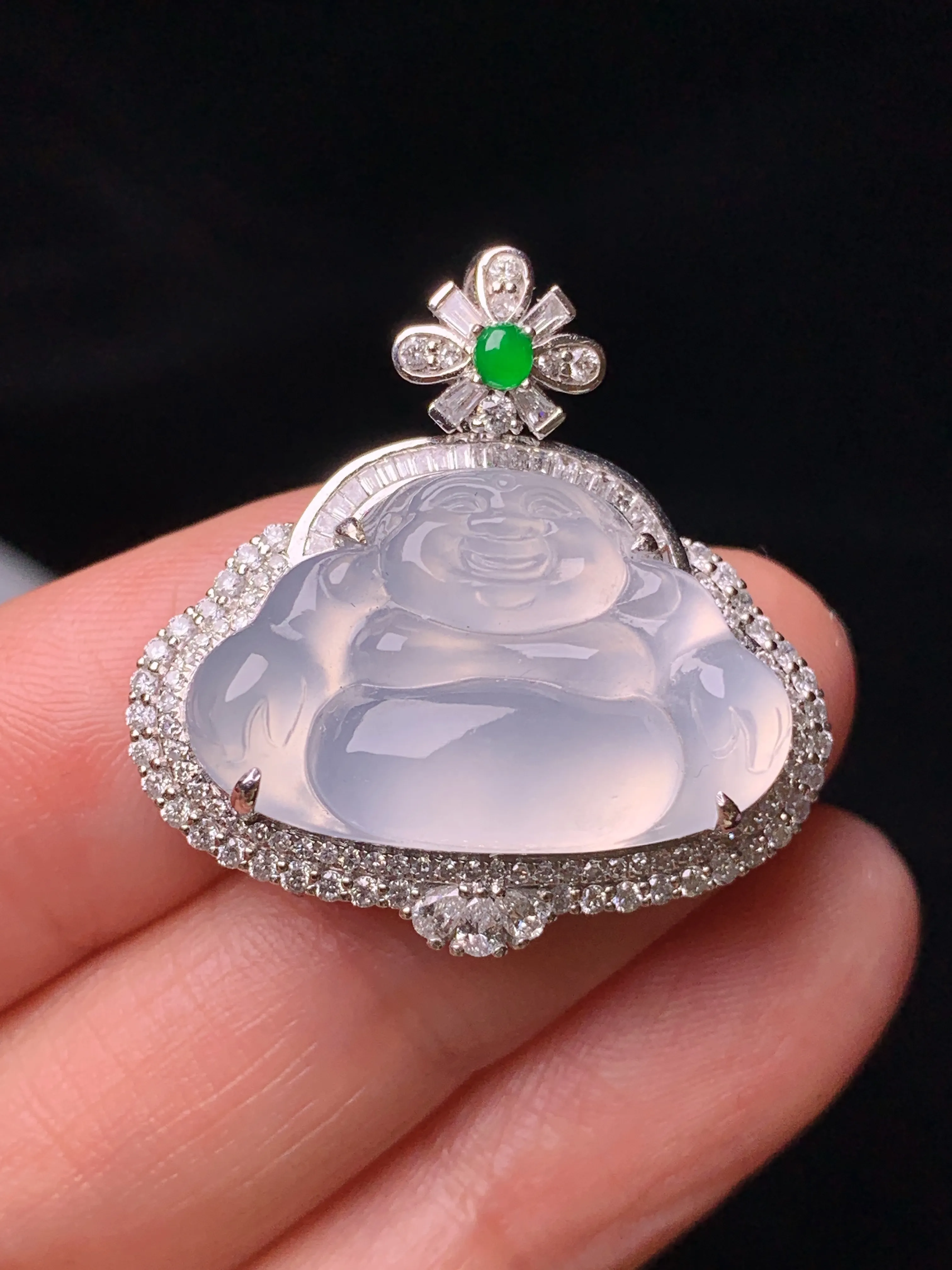 18k金钻镶嵌冰种佛公吊坠 玉质细腻 水润亮眼 整体尺寸27.6*27.1*9.3