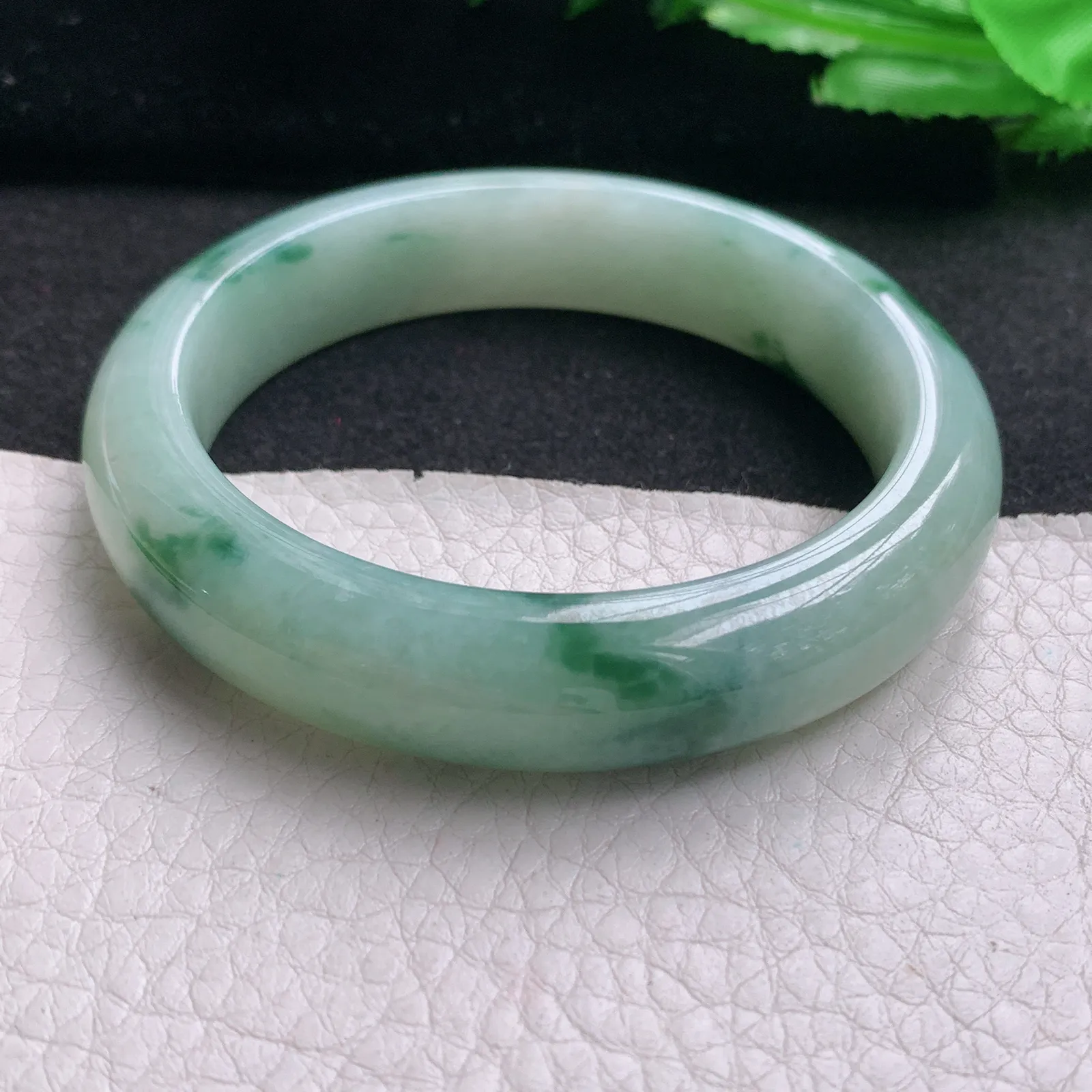 hh实拍54*12.8*8.5mm天然缅甸翡翠A货玉手镯飘花宽边正圈平安镯