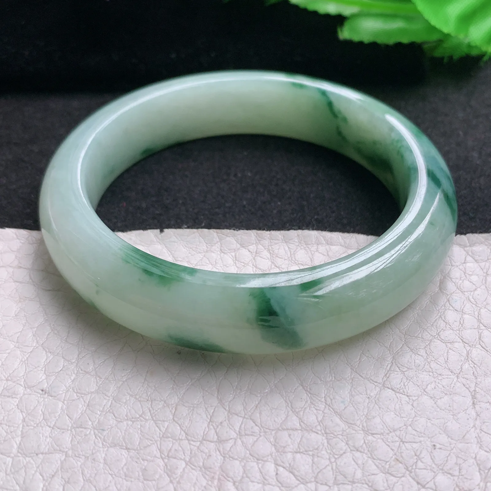 hh实拍54*12.8*8.5mm天然缅甸翡翠A货玉手镯飘花宽边正圈平安镯