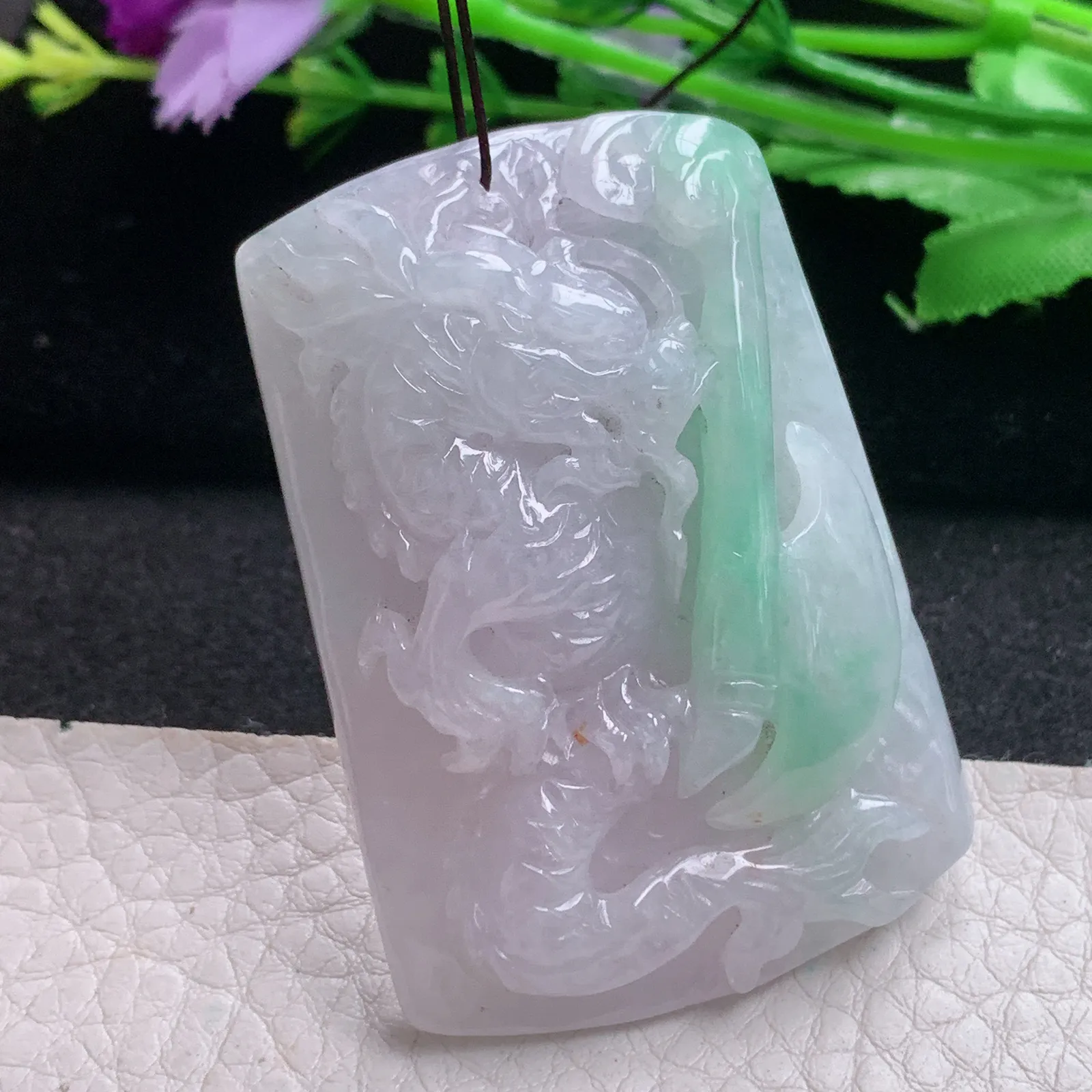 zen自然光52.8*37.2*10.2天然缅甸翡翠双彩府上有龙玉吊坠