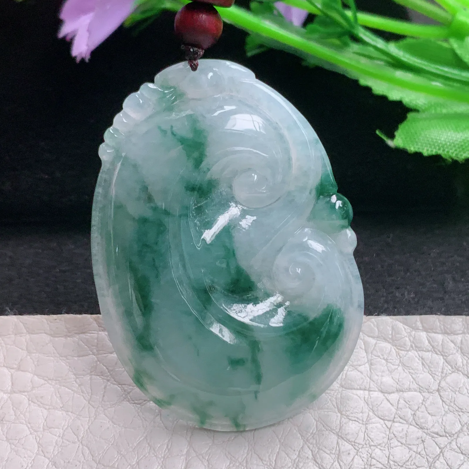 zen自然光49*35*5.6天然缅甸翡翠A货冰胶飘花如意 玉如意玉吊坠