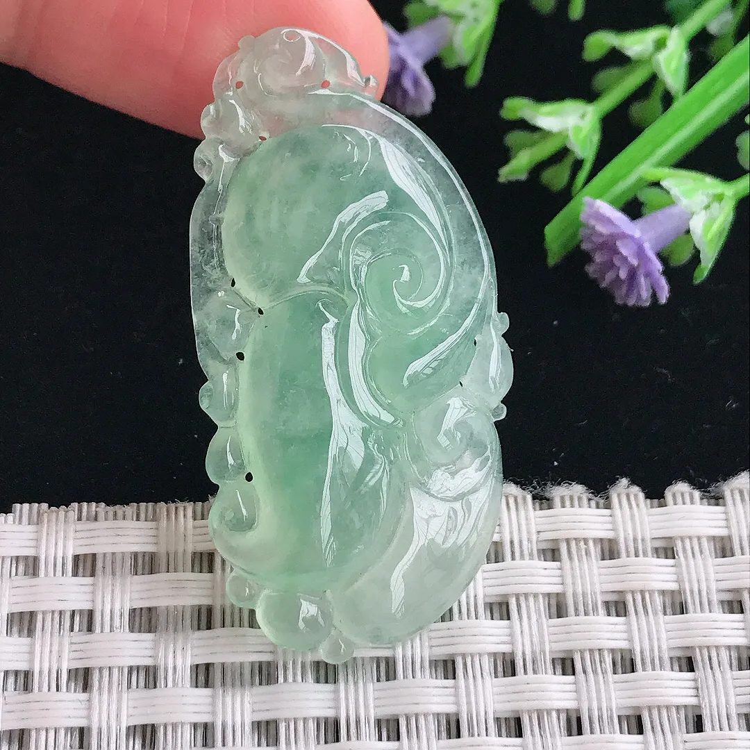 实拍A货翡翠43.7/22.2/6.2老坑冰种冰甜绿如意吊坠翡翠挂件