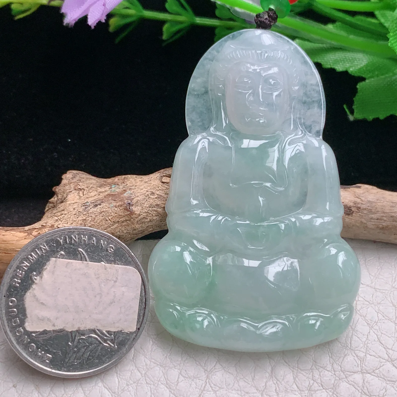 zen自然光56.8*36.8*5.6天然缅甸翡翠A货晴绿正庄观音 玉观音玉吊坠