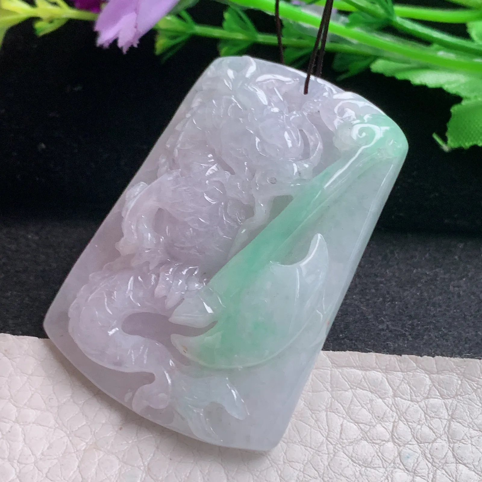 zen自然光52.8*37.2*10.2天然缅甸翡翠双彩府上有龙玉吊坠