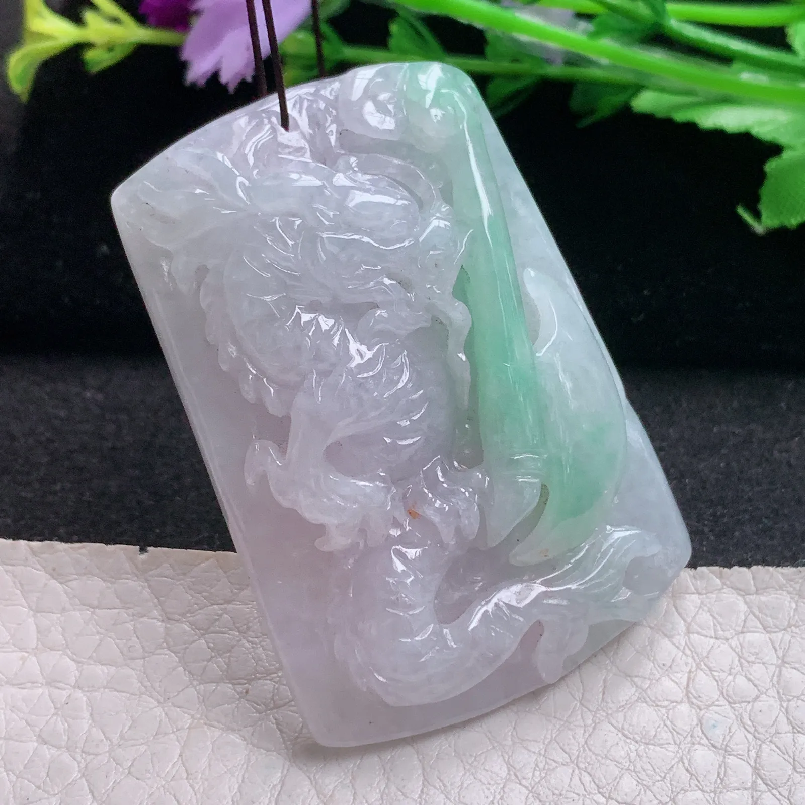 zen自然光52.8*37.2*10.2天然缅甸翡翠双彩府上有龙玉吊坠