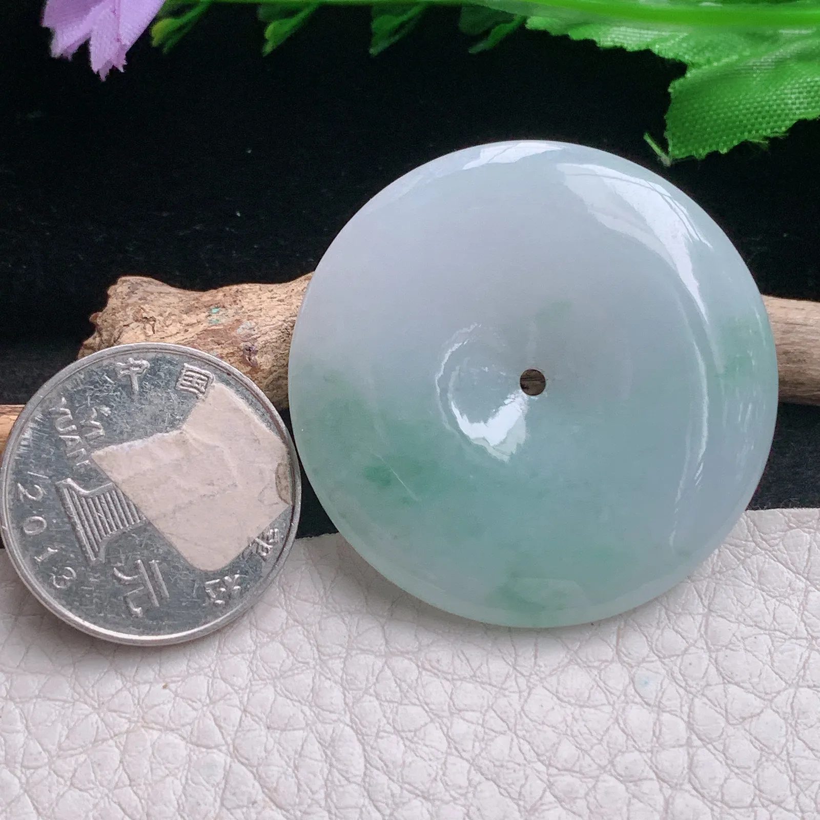 zen自然光41*6天然缅甸翡翠A货飘花大平安扣 玉扣玉吊坠