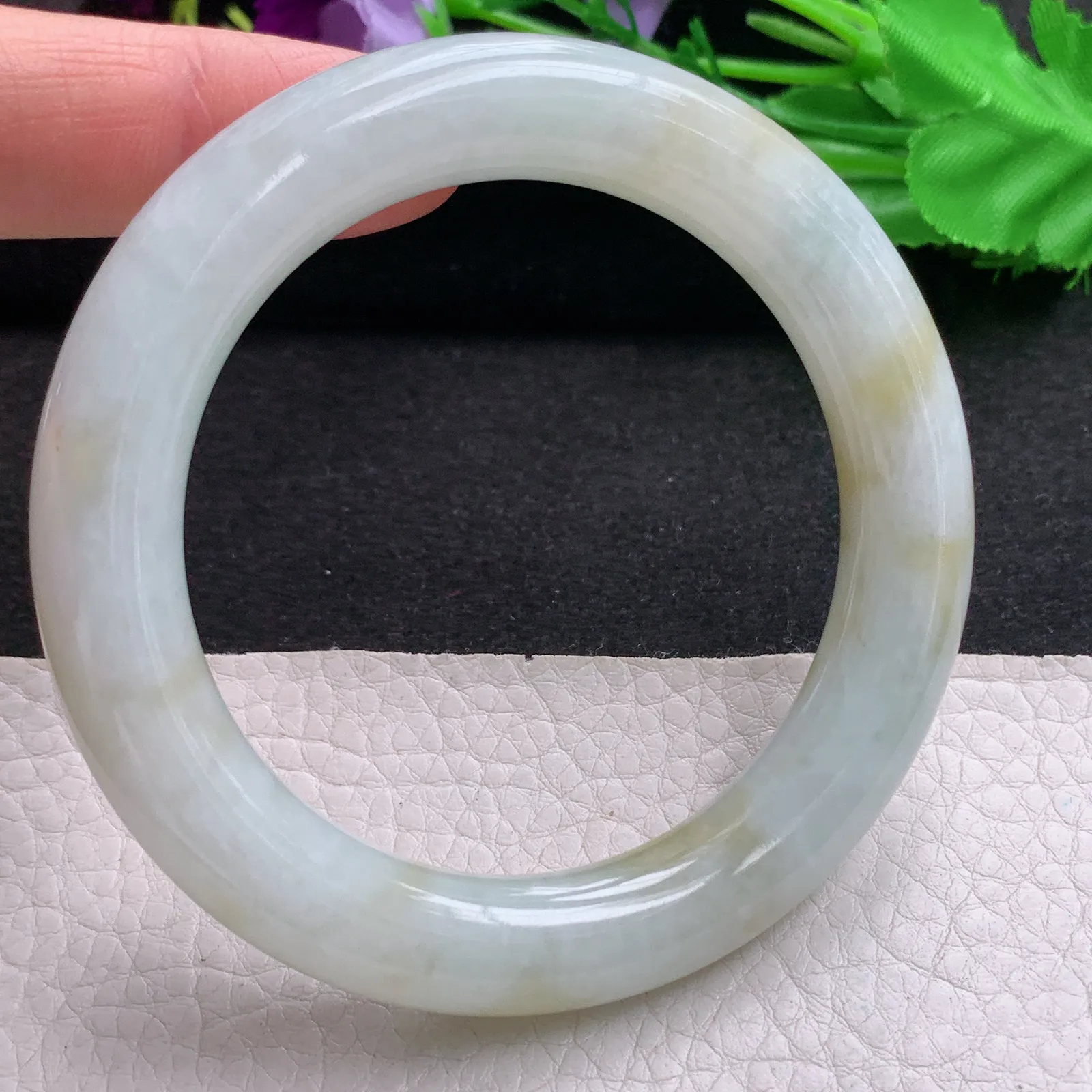 hh实拍56*11招财美人镯 特色天然缅甸翡翠A货玉手镯双彩圆条平安镯