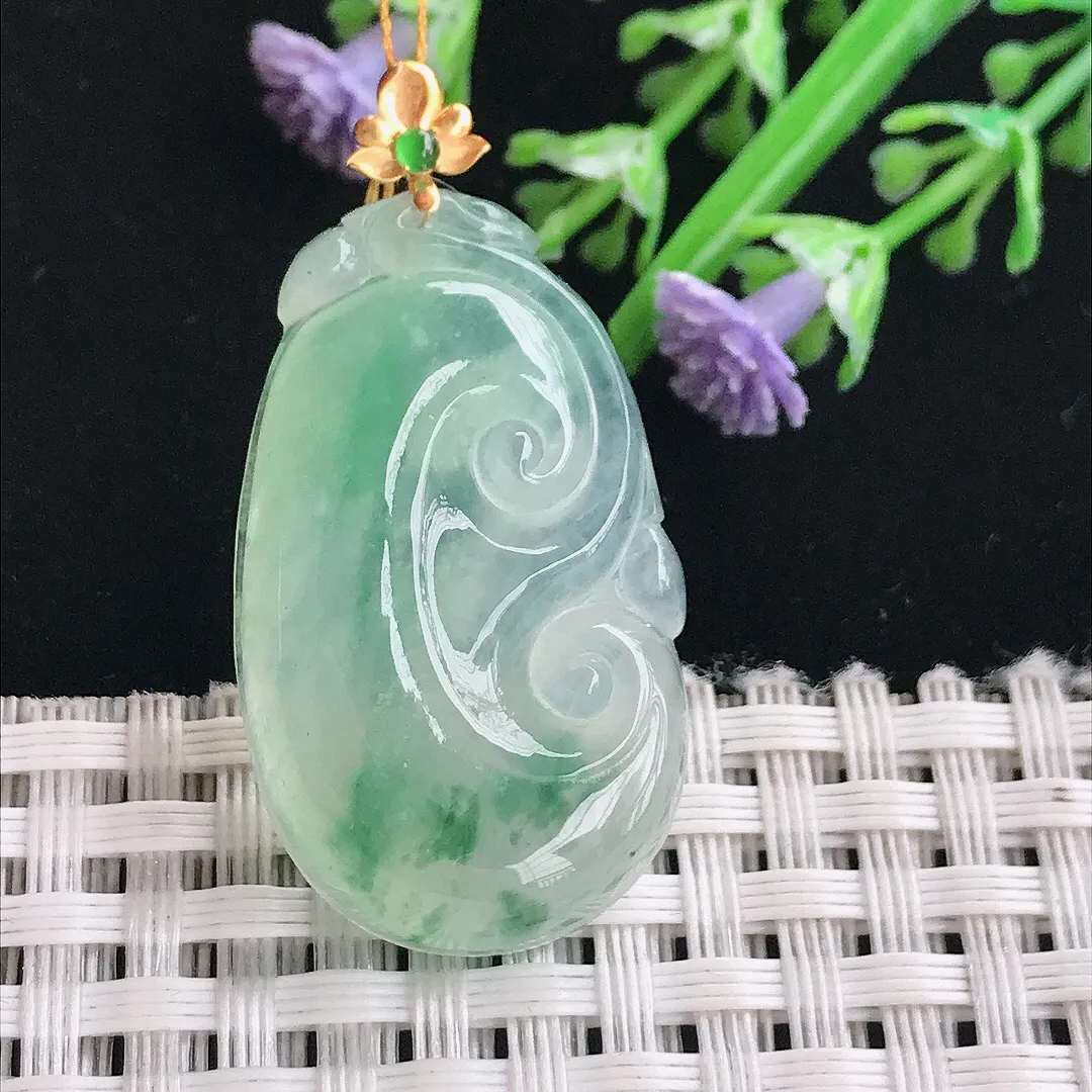 实拍A货翡翠33.5/20/6老坑18k金镶嵌冰飘绿如意吊坠翡翠挂件