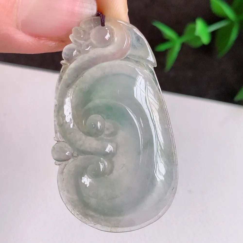 冰润吉祥如意翡翠吊坠  寓意“万事如意，吉祥如意,福寿绵长 心想事成”饱满大气，通透水润  W41.