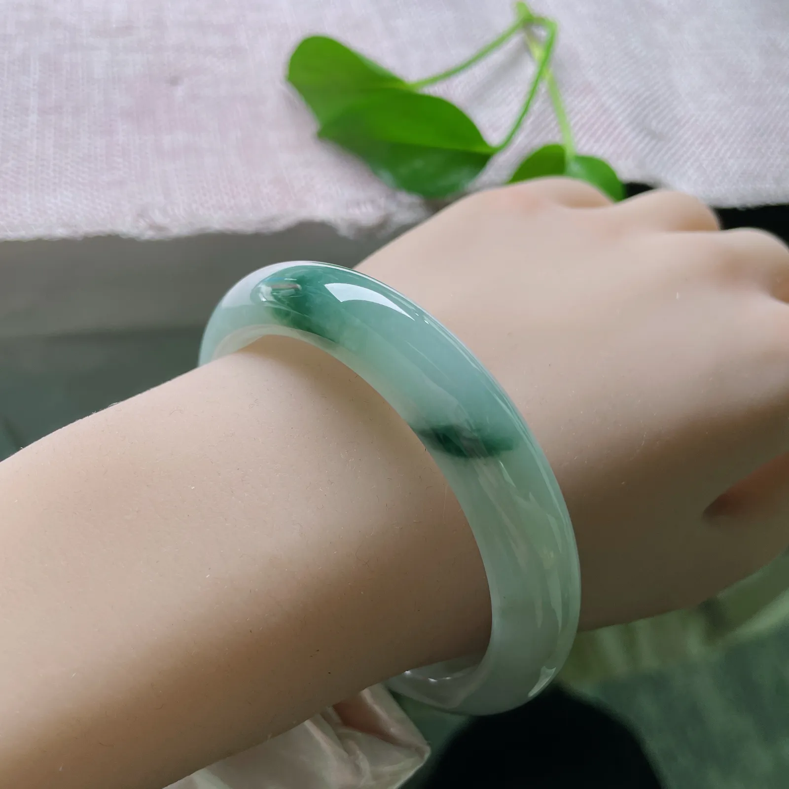 56.7/12.1/8.3，飘花正圈，水润肉细，干净，简约不简单，经典耐看，棉团