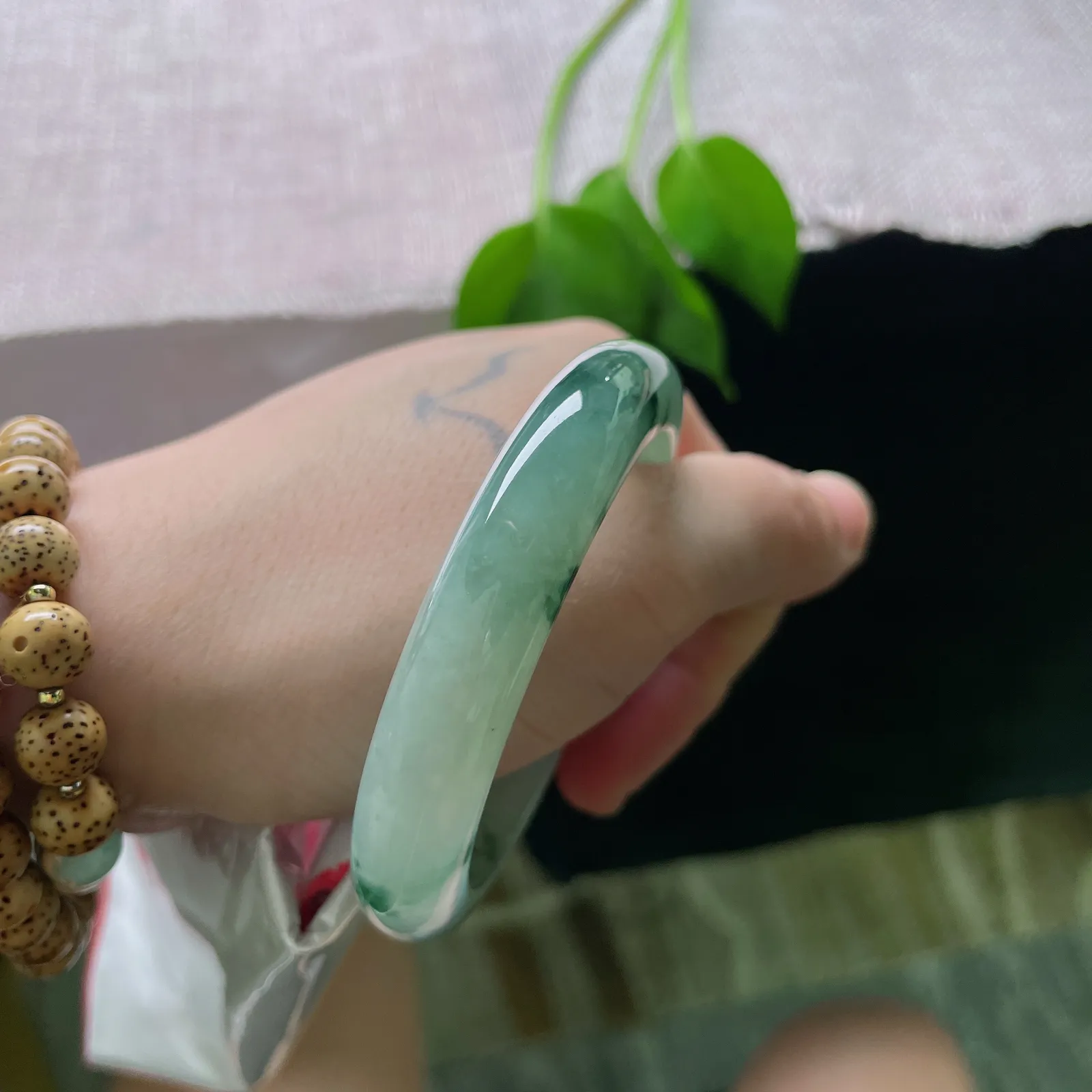 52.5/10.9/7.8，飘花正圈，落花有意，种老水足，灵韵之气