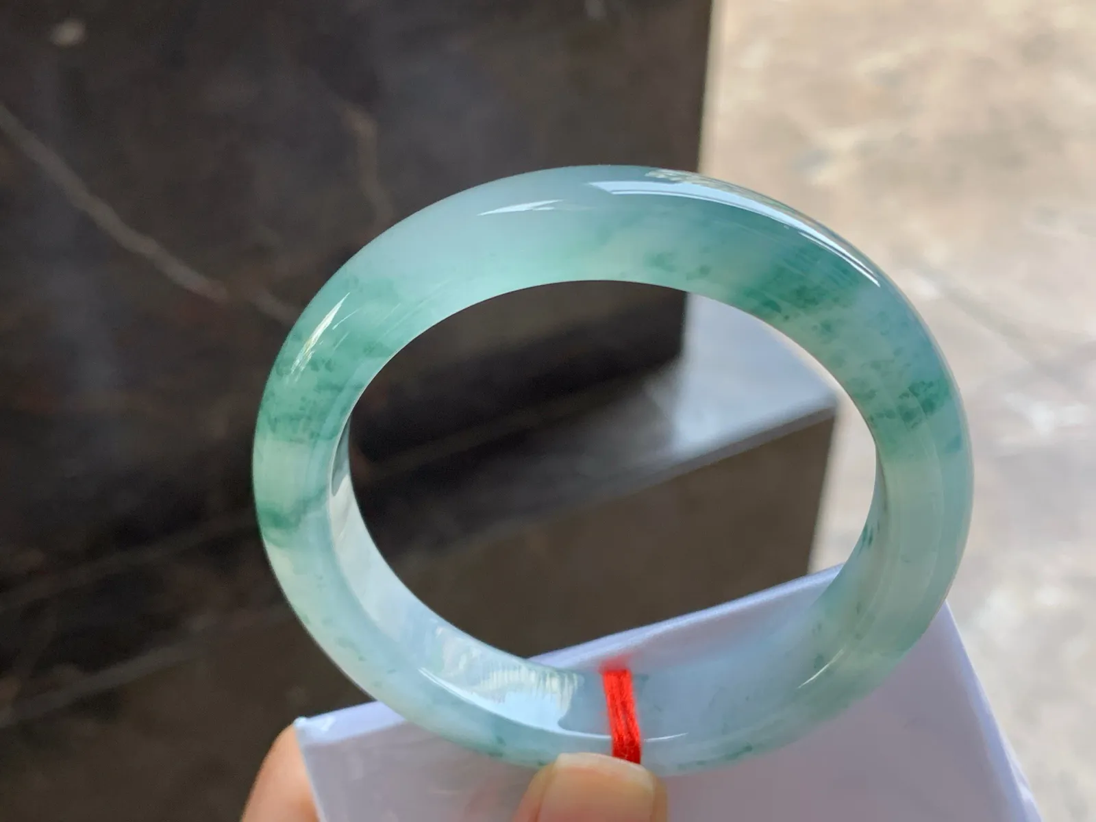 54-12.5-8.7

冰蓝花手镯^_^飘花灵韵