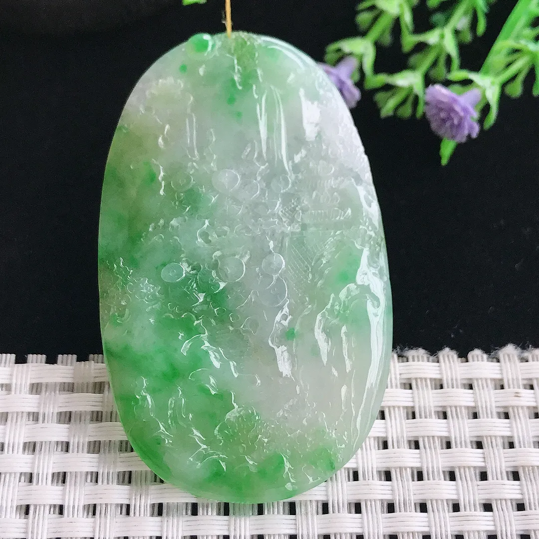 实拍A货翡翠61/37.6/4.5老坑精美冰润飘阳绿山水吊坠翡翠大好河山挂件