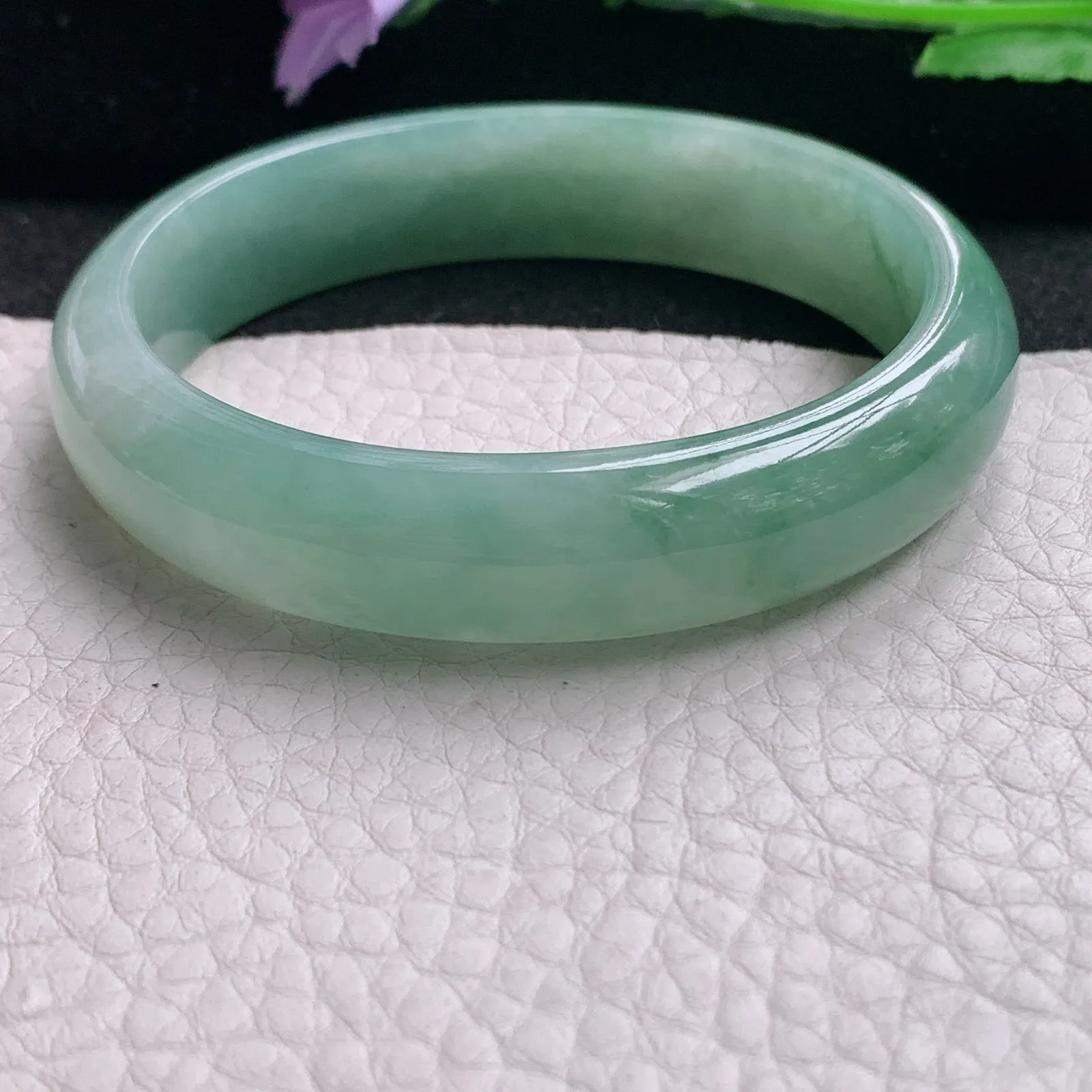 ss实拍55*51*12.8*7.2贵妃镯 天然缅甸翡翠A货玉手镯飘花秀气美人镯