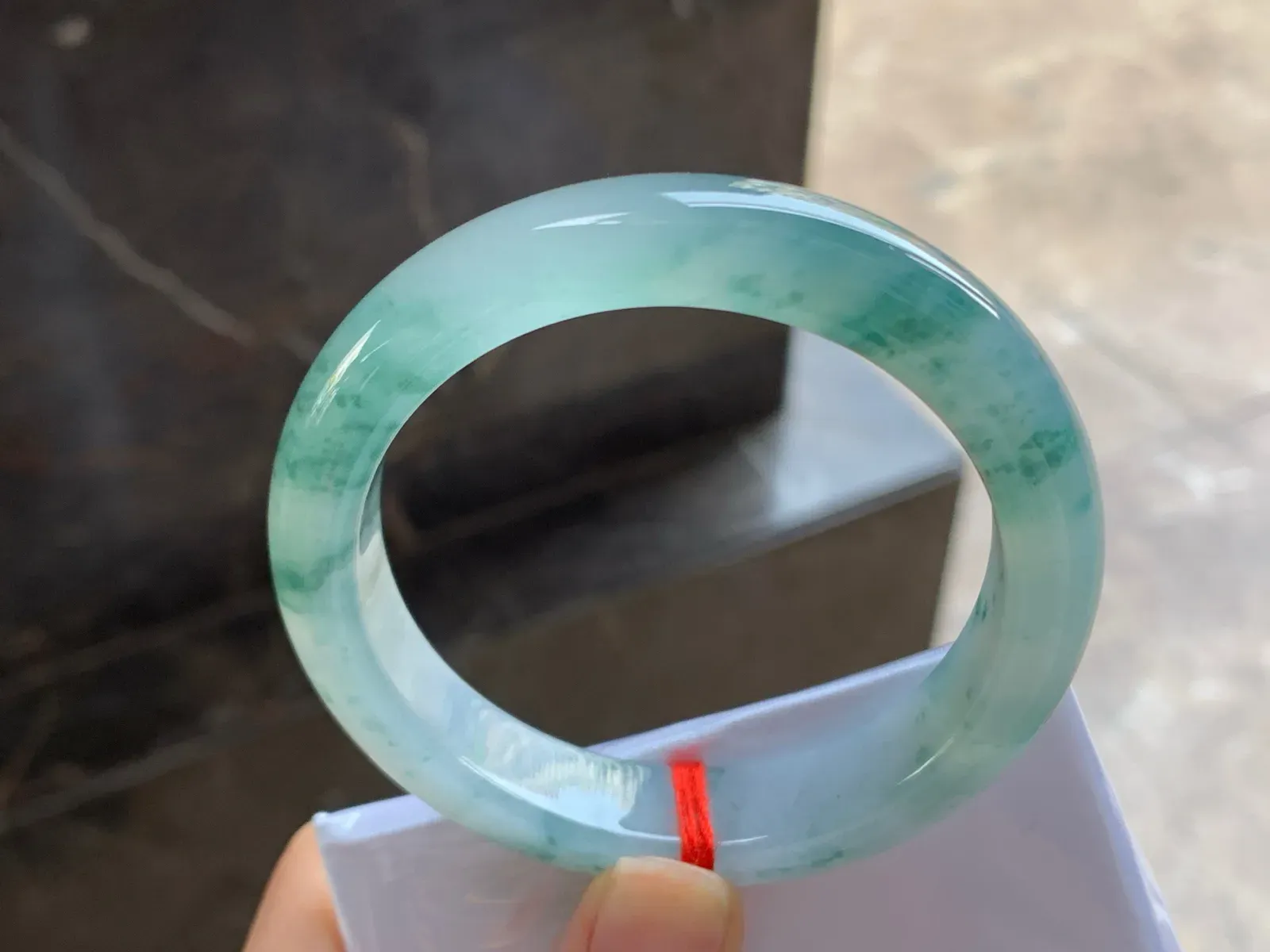 54-12.5-8.7

冰蓝花手镯^_^飘花灵韵