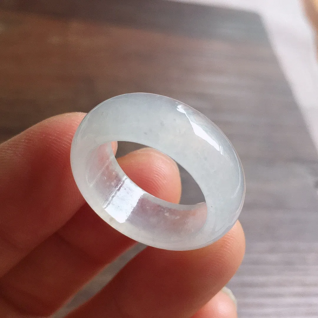 冰种戒圈，指环，冰冰润润，玉质细腻，种水足，Jm圈口16内直径18.8宽7.8厚3.8