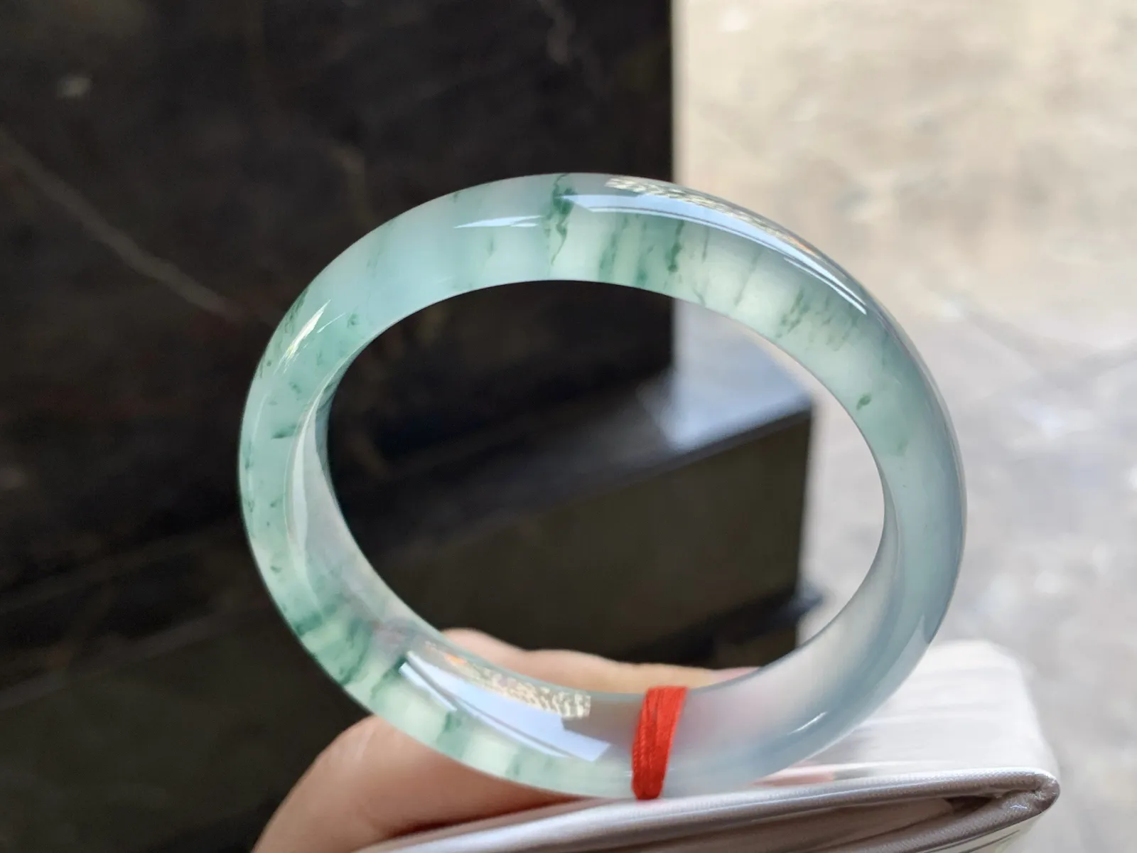 55-13.4-7.5

高冰蓝花手镯^_^透亮