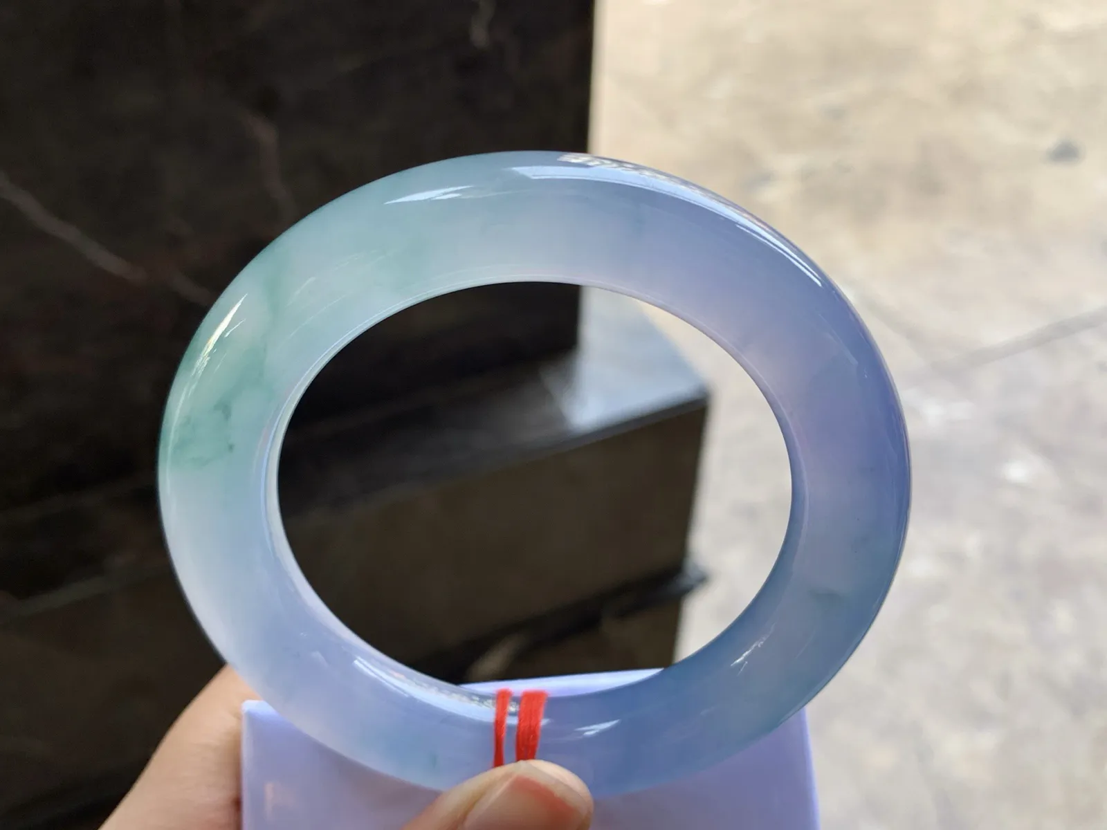 59-12.8

冰种紫罗兰飘花圆条手镯^_^颜色鲜艳 起光