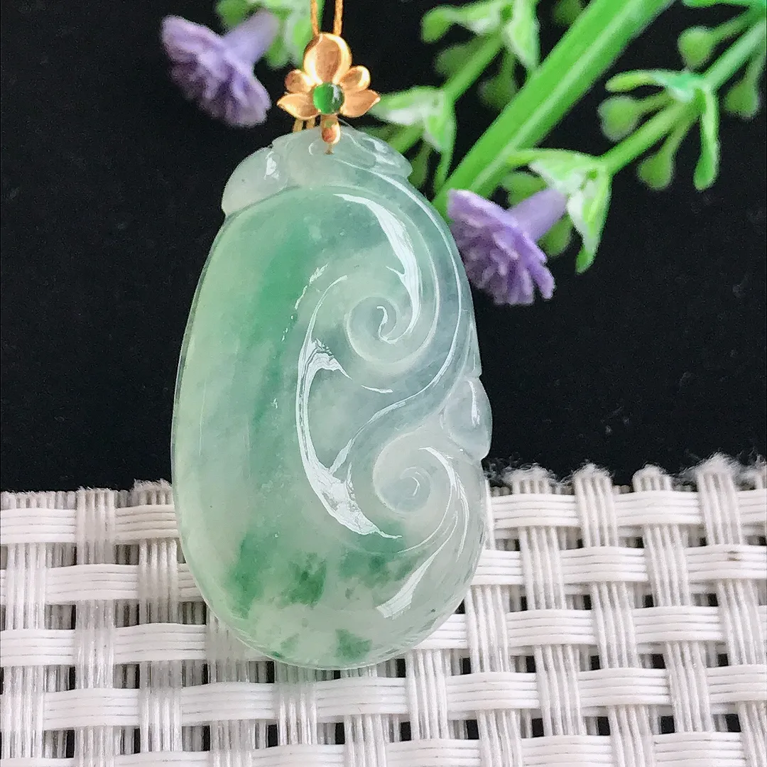 实拍A货翡翠33.5/20/6老坑18k金镶嵌冰飘绿如意吊坠翡翠挂件