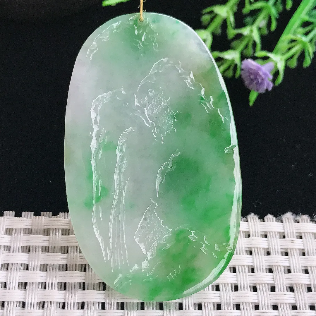 实拍A货翡翠61/37.6/4.5老坑精美冰润飘阳绿山水吊坠翡翠大好河山挂件