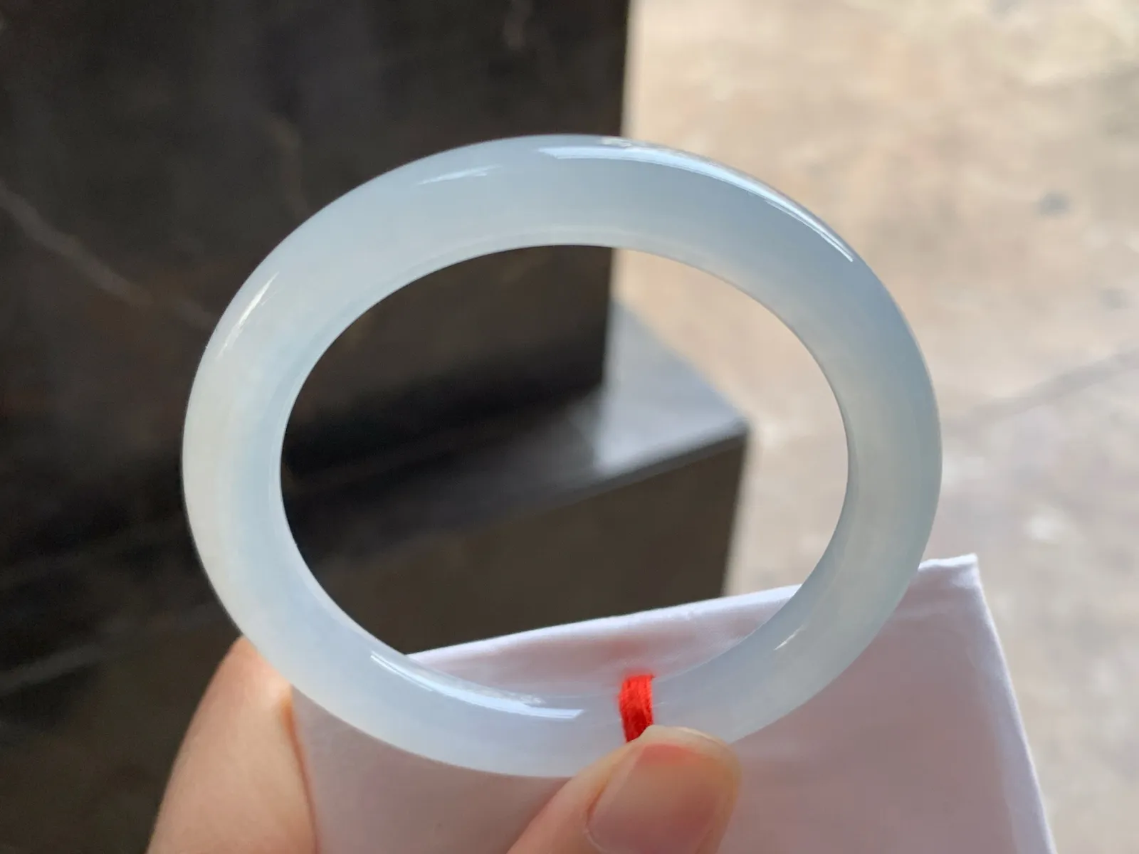 51-8.5

冰圆条手镯^_^清新冰透