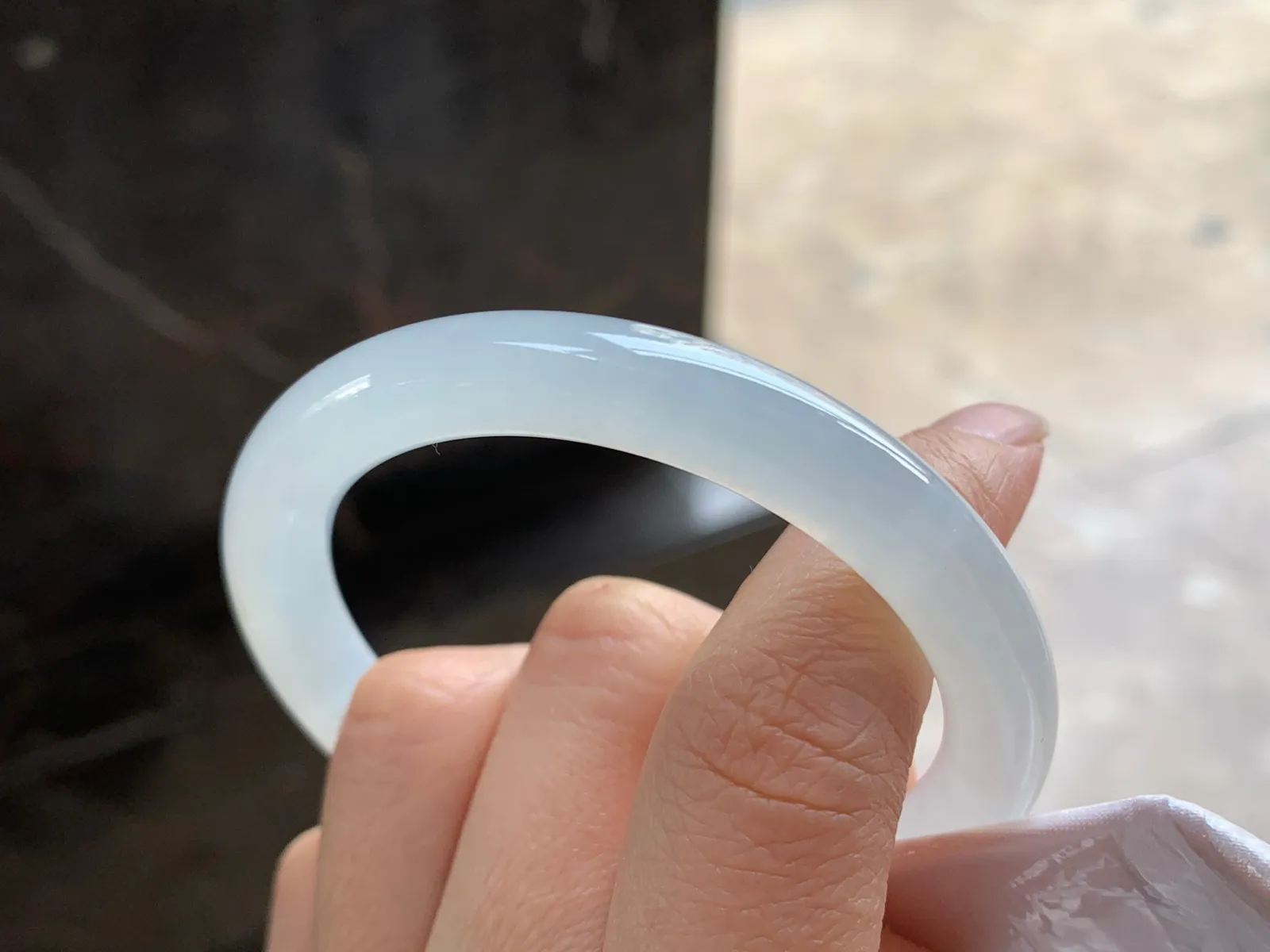 51-8.5

冰圆条手镯^_^清新冰透