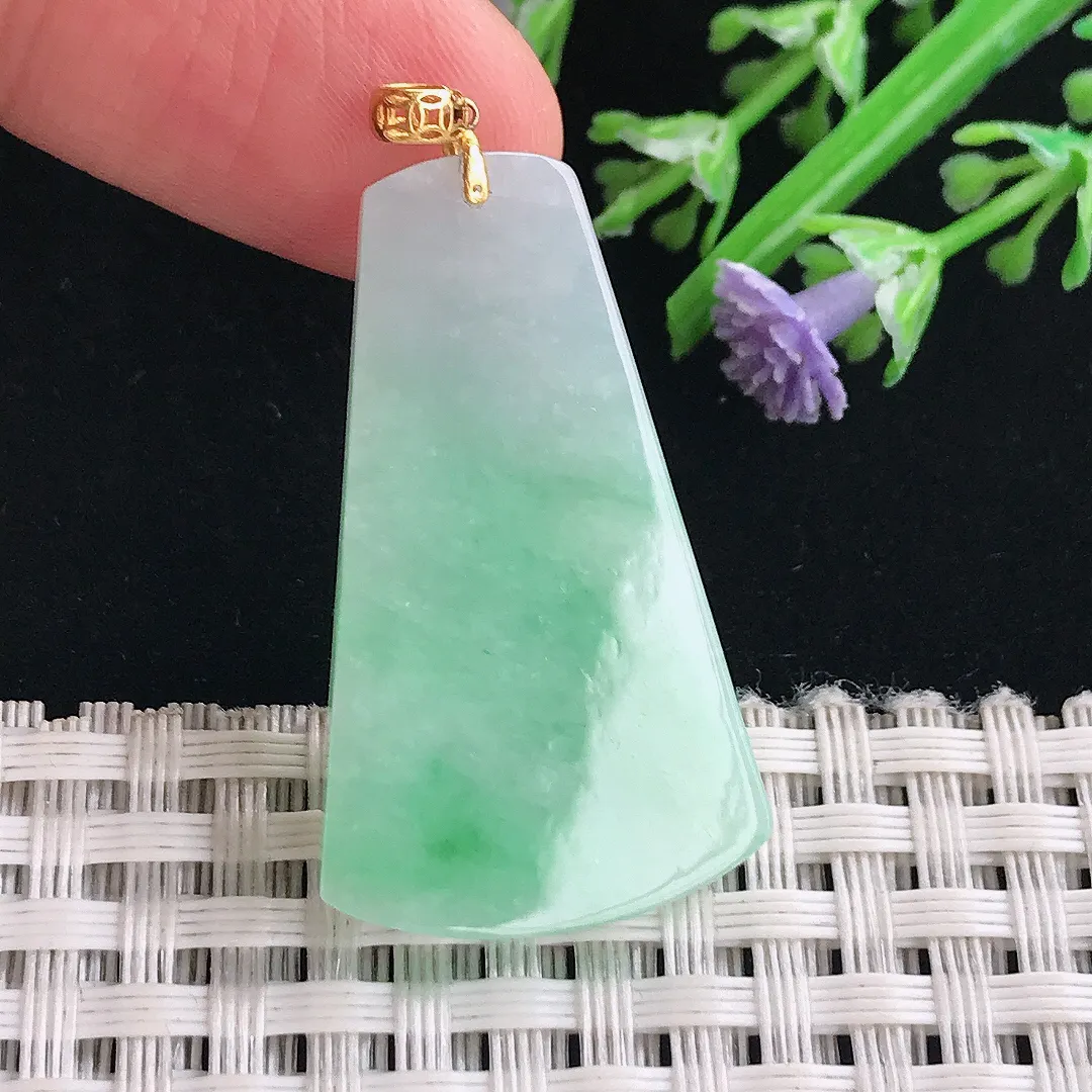 实拍A货翡翠35/21/3.7老坑18k金镶嵌飘绿无事牌吊坠翡翠挂件