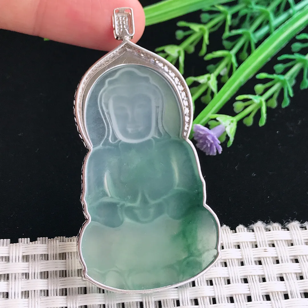 实拍A货翡翠63.8/32.6/6老坑18k金镶嵌冰种起胶冰飘花观音吊坠正装翡翠挂件
