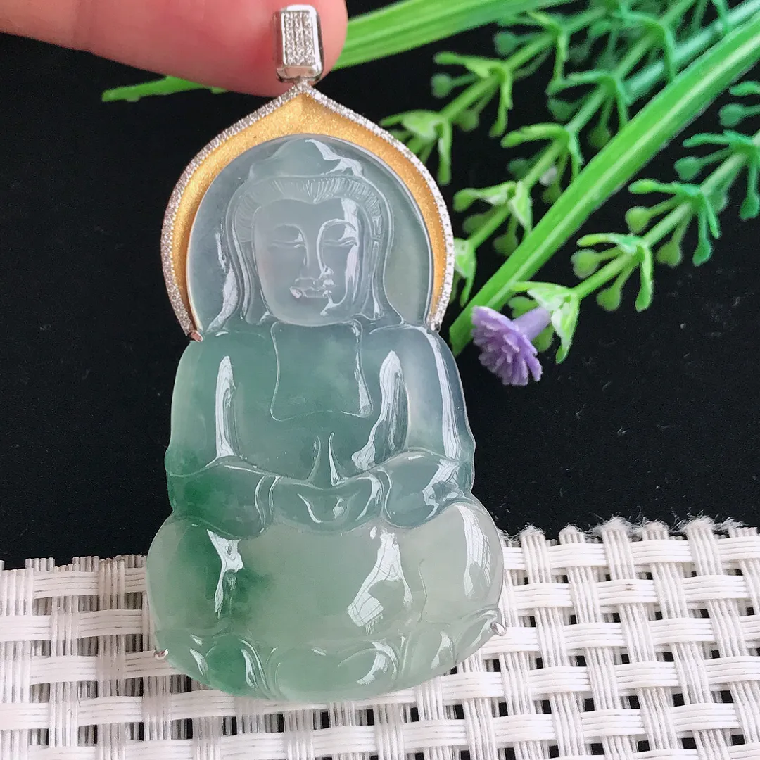 实拍A货翡翠63.8/32.6/6老坑18k金镶嵌冰种起胶冰飘花观音吊坠正装翡翠挂件