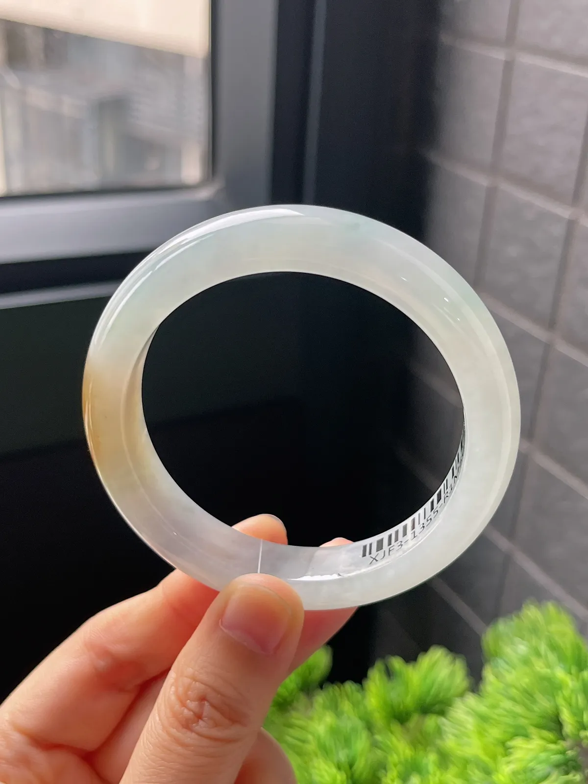 正圈53.8圈口，翡翠冰糯种黄色手镯