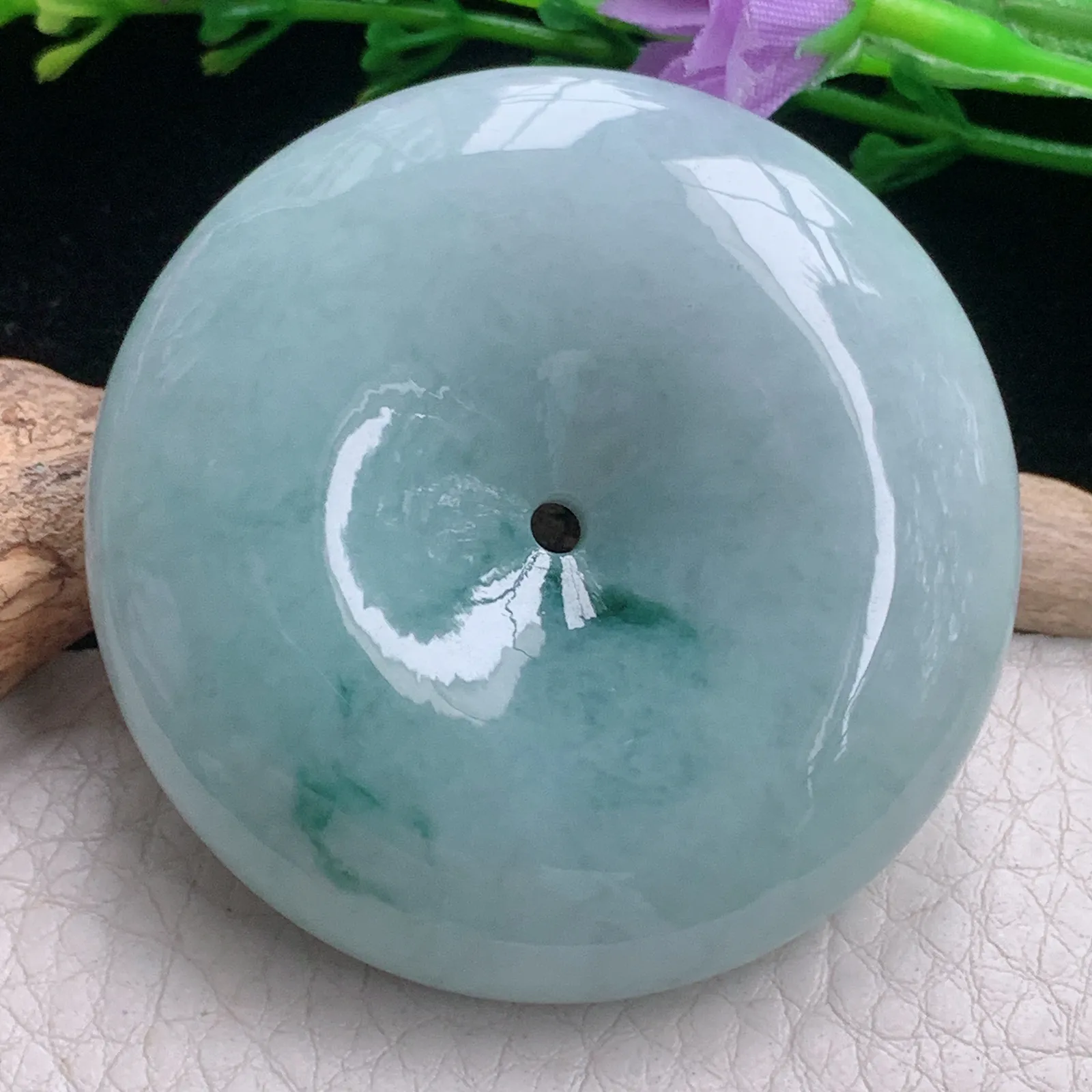 zen自然光51*13.6大平安扣 天然缅甸翡翠A货飘花饱满大扣玉吊坠