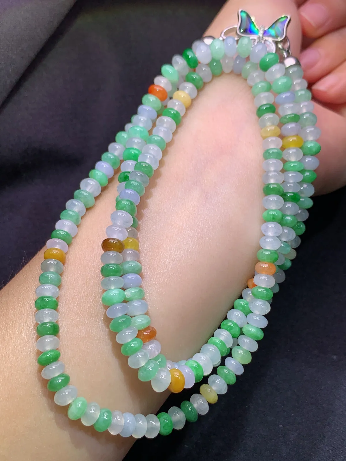 多彩算盘珠项链，冰润鲜艳，玉质细腻，种水足，Zha取一裸石6*3.5