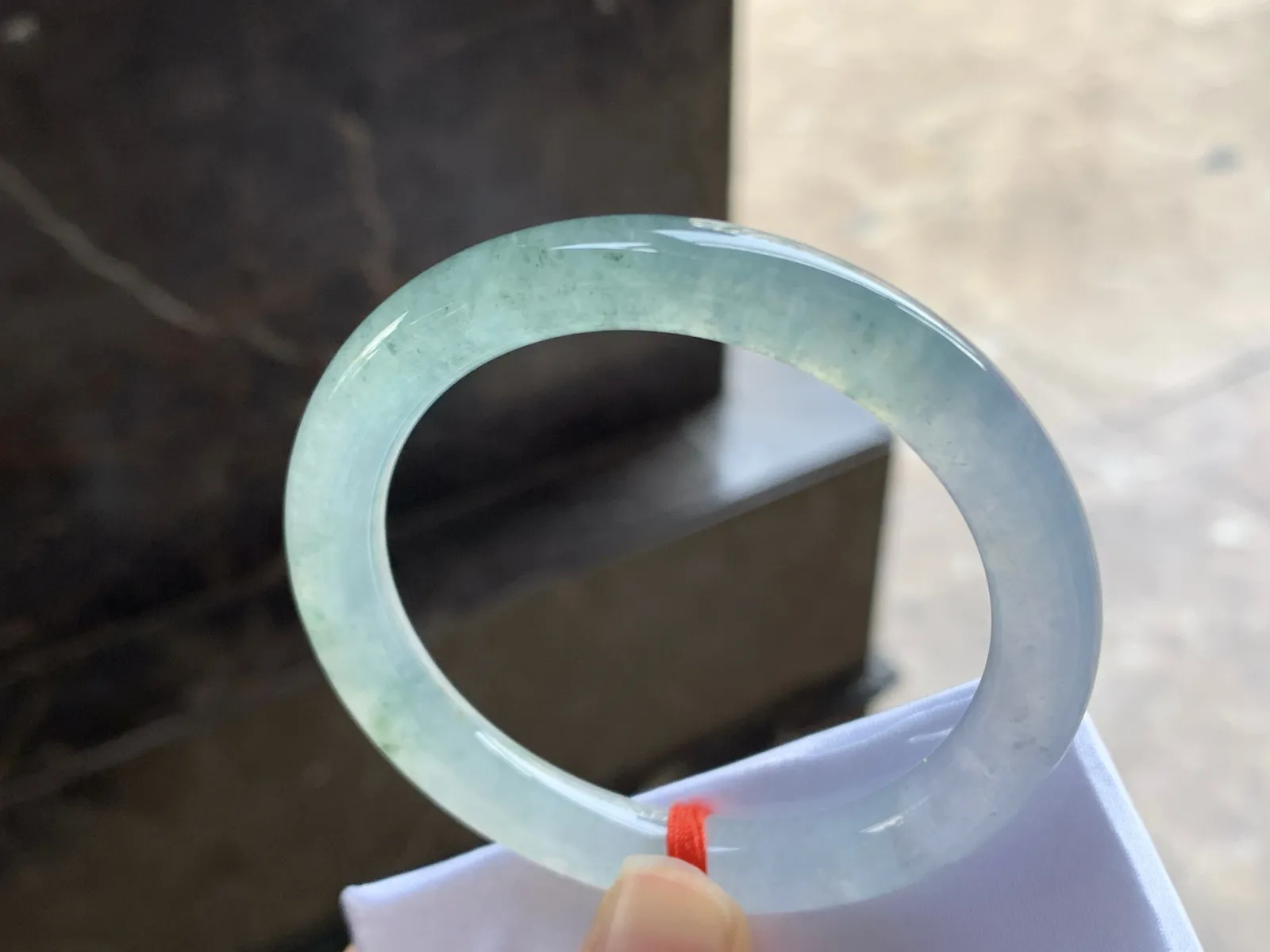 50.5-8.3

冰蓝圆条手镯^_^冰透 清新