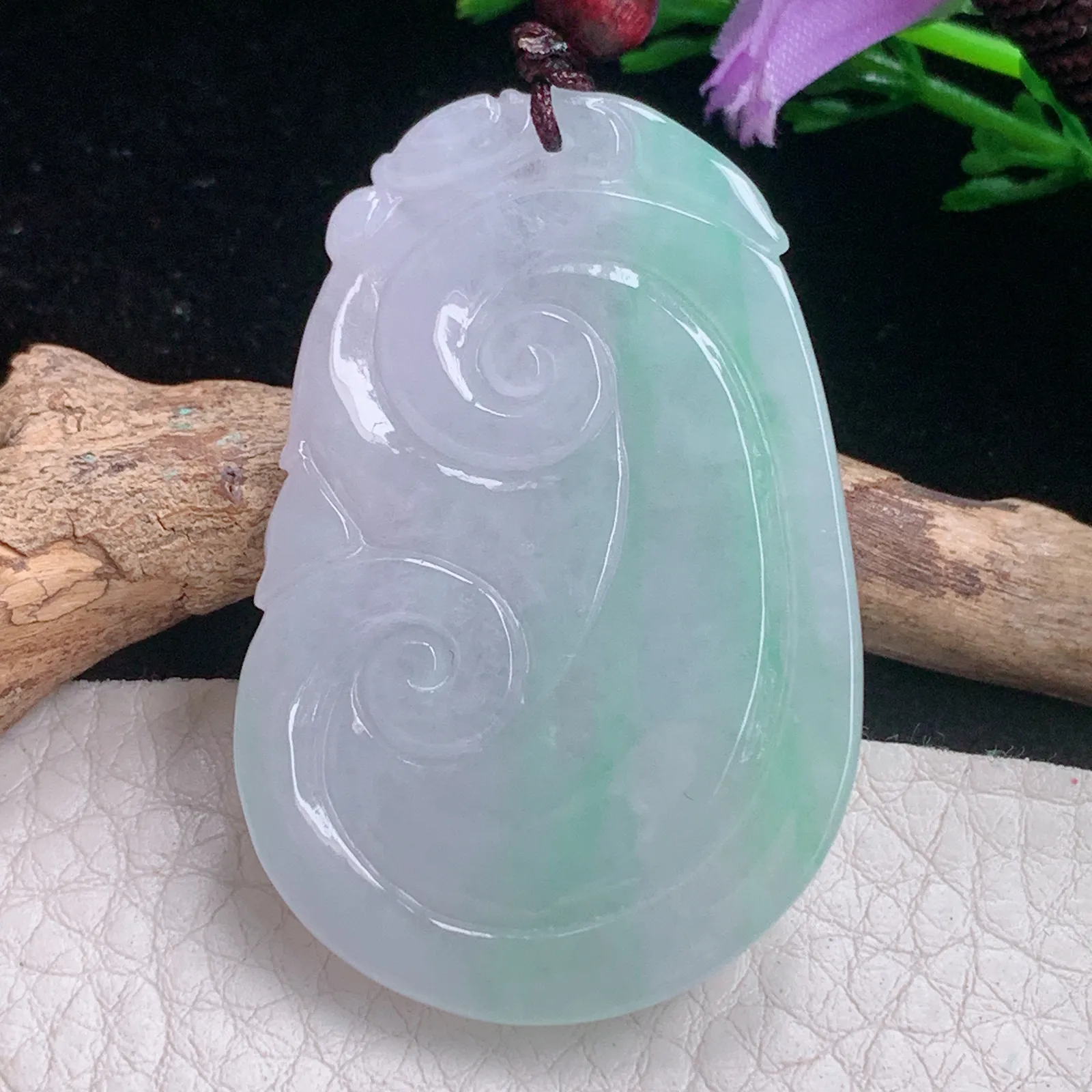 zen自然光47.2*31*6.2天然缅甸翡翠A货春带彩如意 玉如意玉吊坠