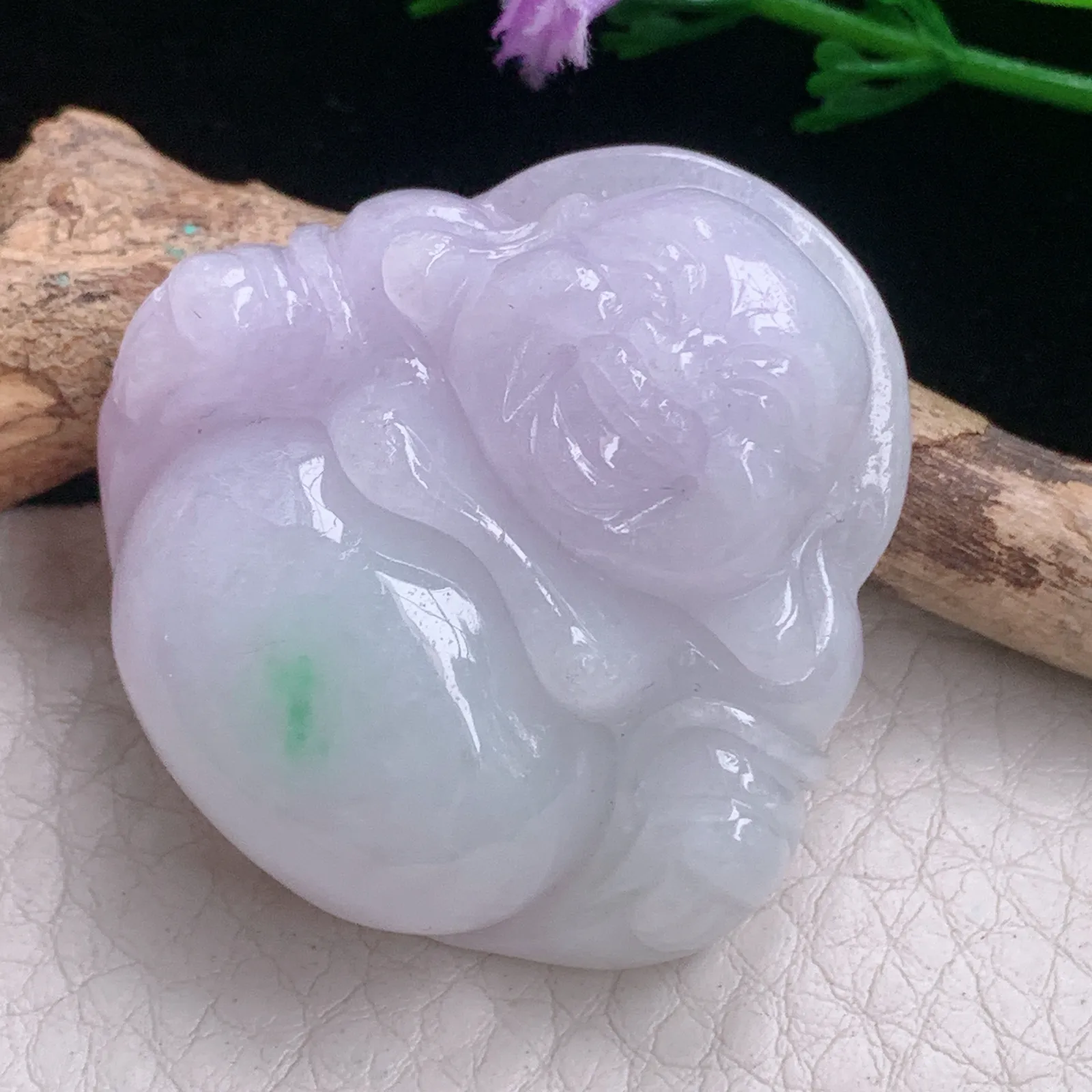 zen自然光37.5*38.7*12.3天然缅甸翡翠A货春带彩饱满佛公 开心佛玉吊坠