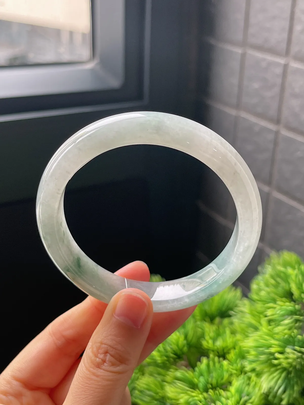 正圈58圈口，翡翠冰糯种飘花手镯