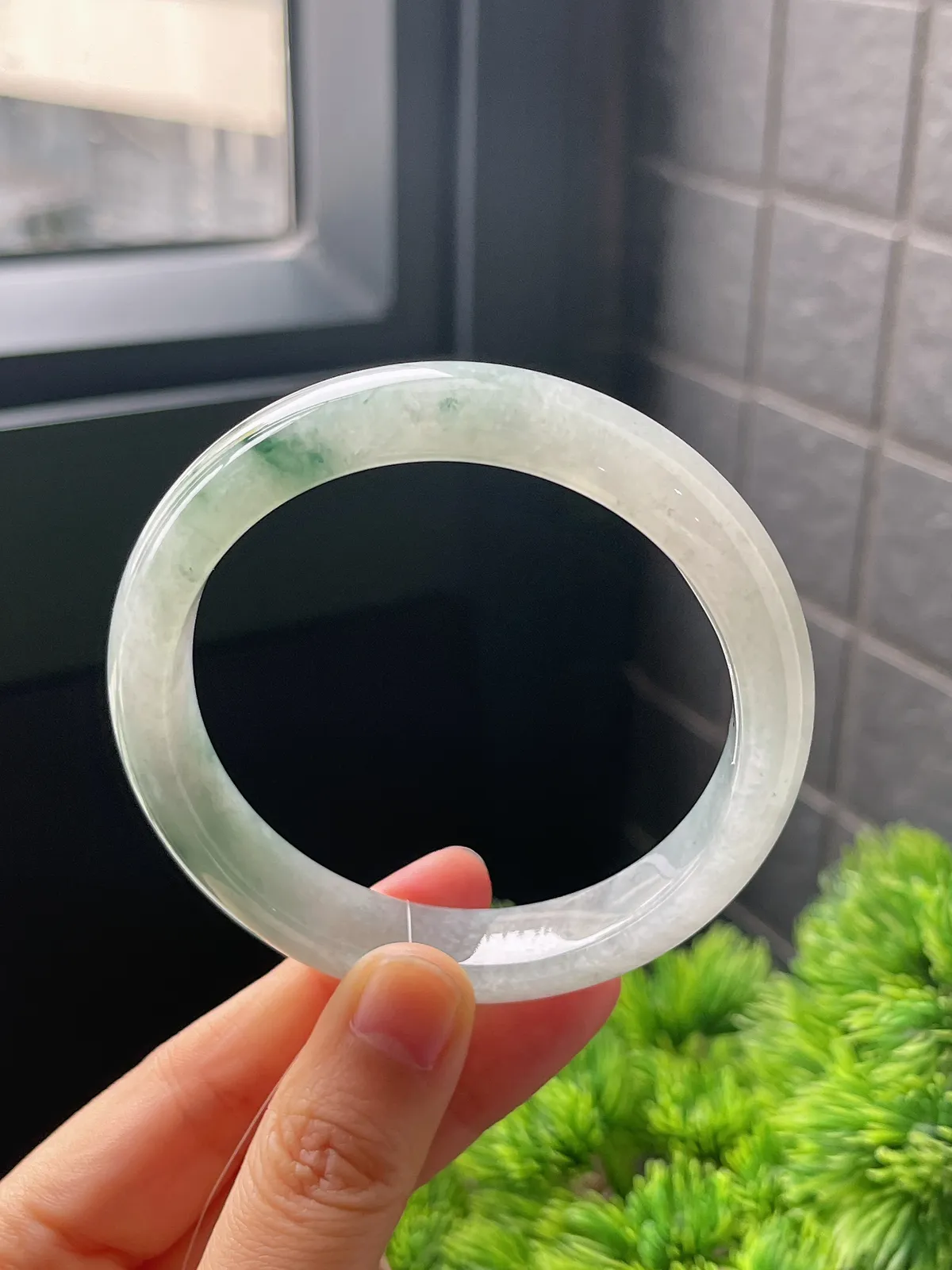 正圈58圈口，翡翠冰糯种飘花手镯