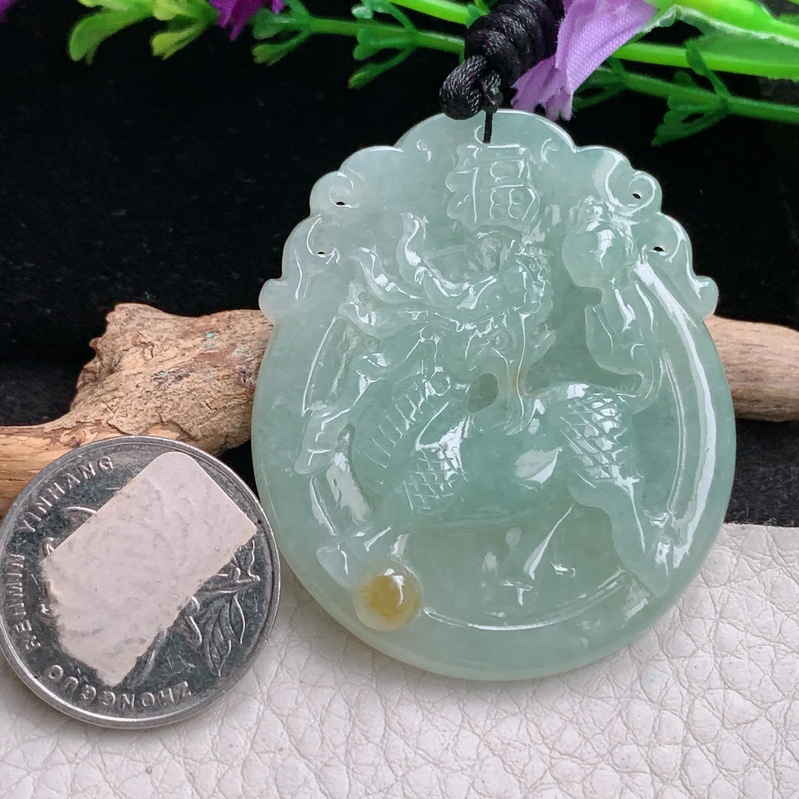 f8自然光51.8*43.6*6天然缅甸翡翠A货双彩瑞兽麒麟 玉麒麟玉吊坠