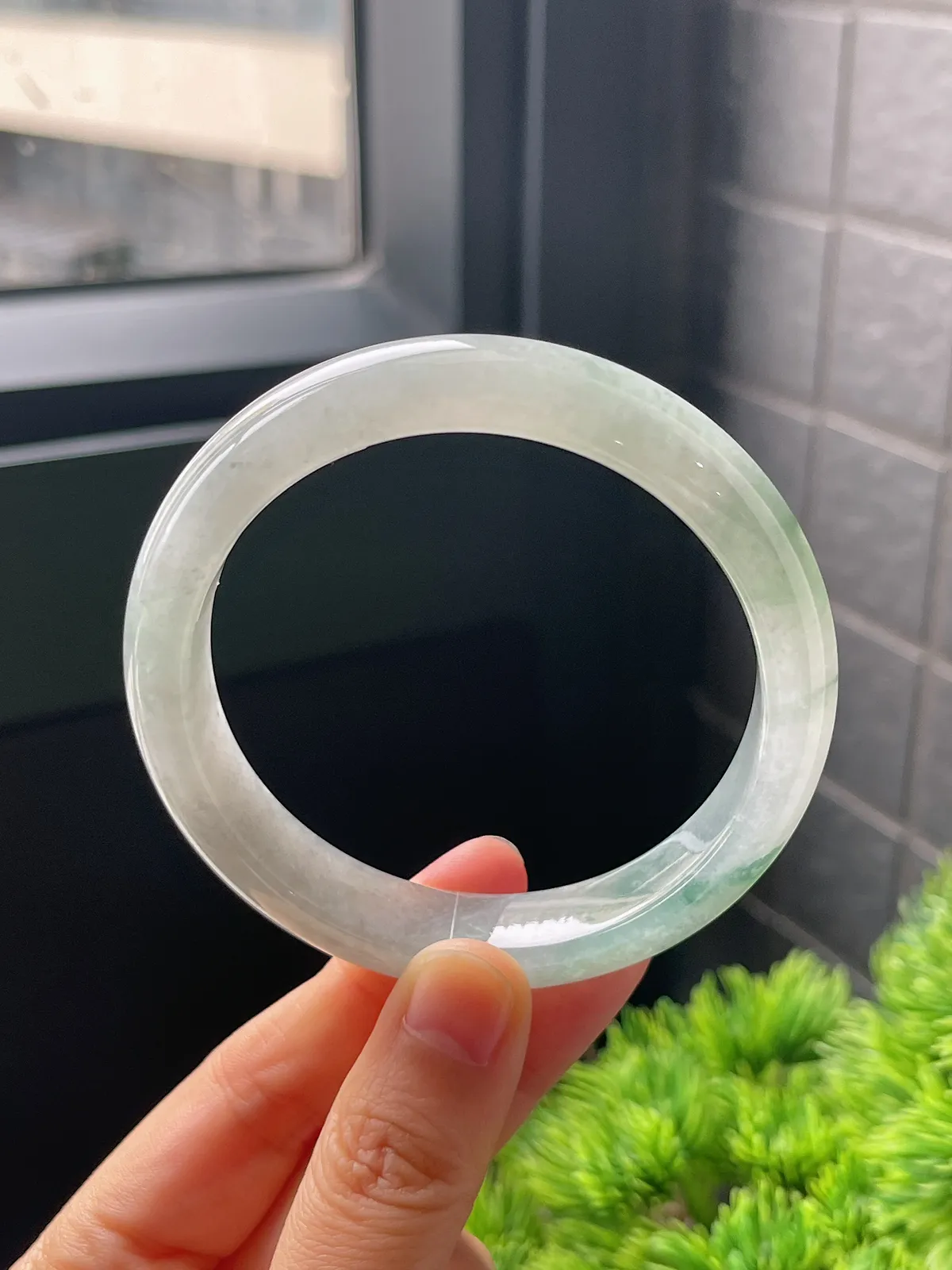 正圈58圈口，翡翠冰糯种飘花手镯