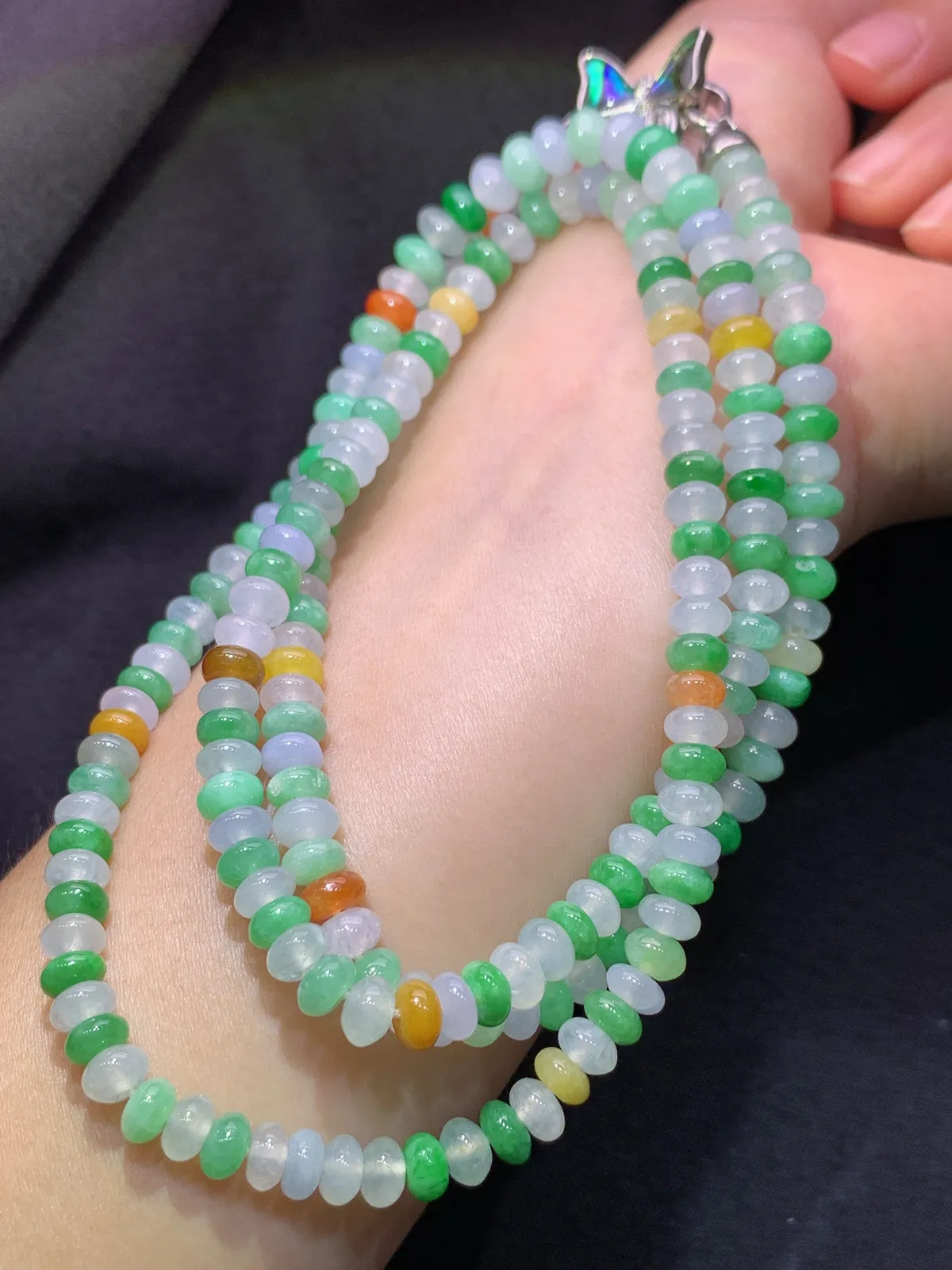多彩算盘珠项链，冰润鲜艳，玉质细腻，种水足，Zha取一裸石6*3.5