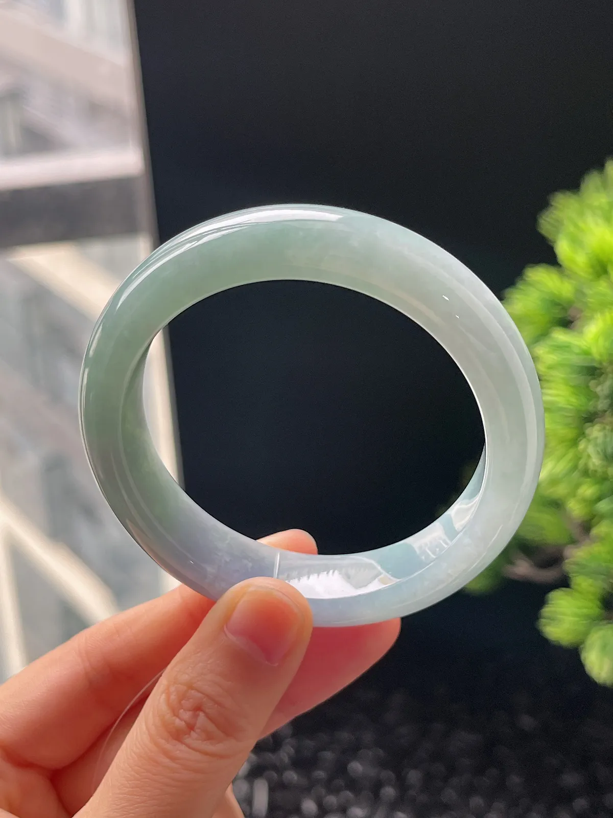 正圈53.3圈口，翡翠糯化种春带彩手镯