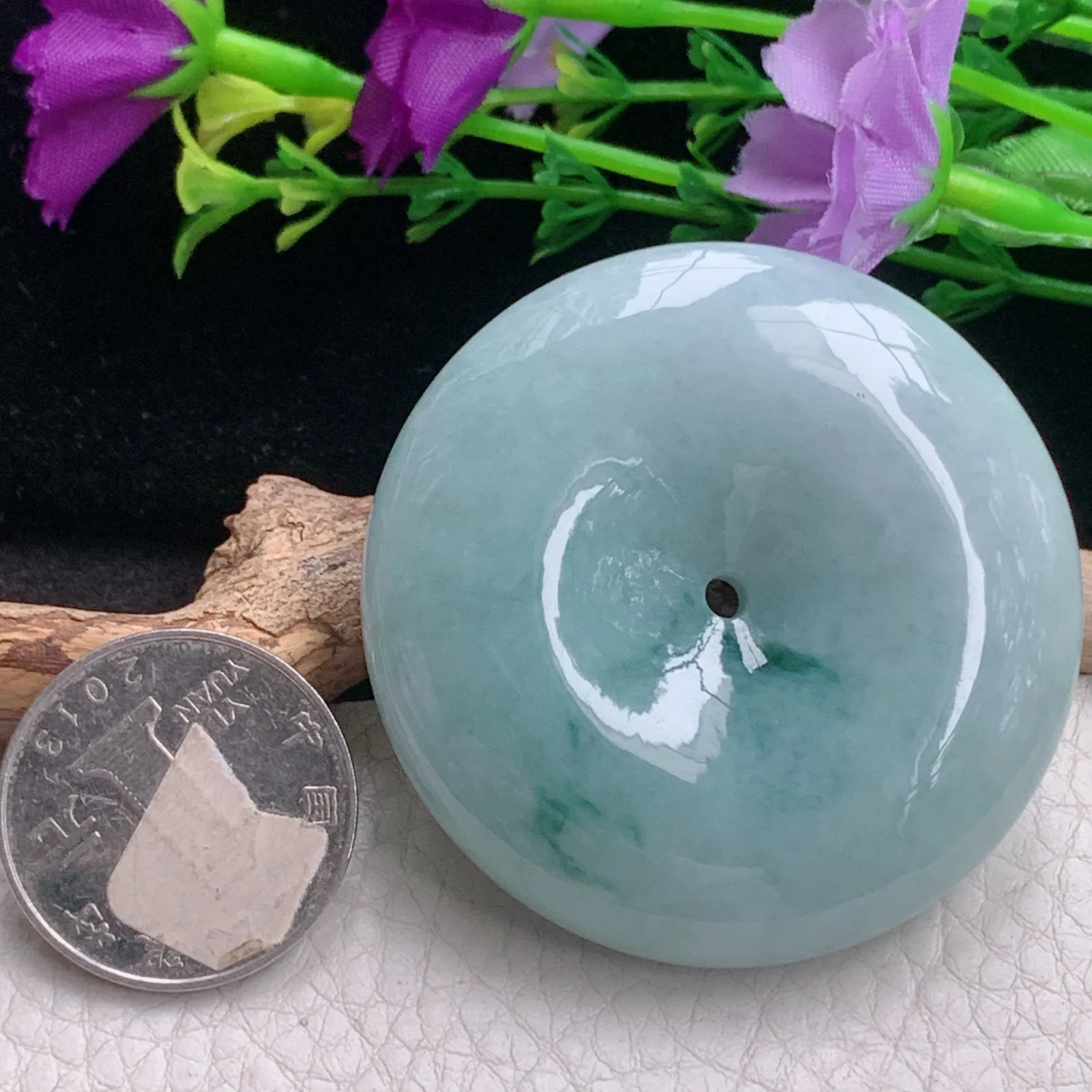 zen自然光51*13.6大平安扣 天然缅甸翡翠A货飘花饱满大扣玉吊坠