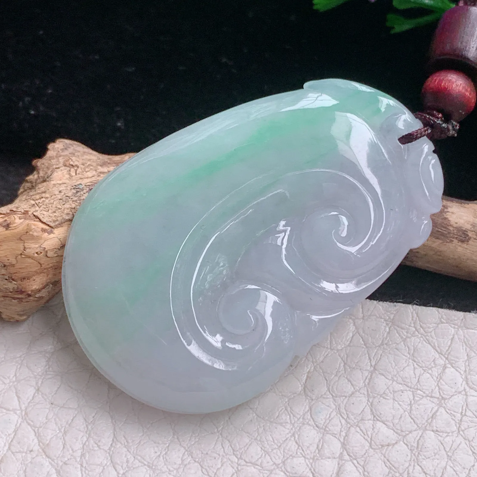 zen自然光47.2*31*6.2天然缅甸翡翠A货春带彩如意 玉如意玉吊坠