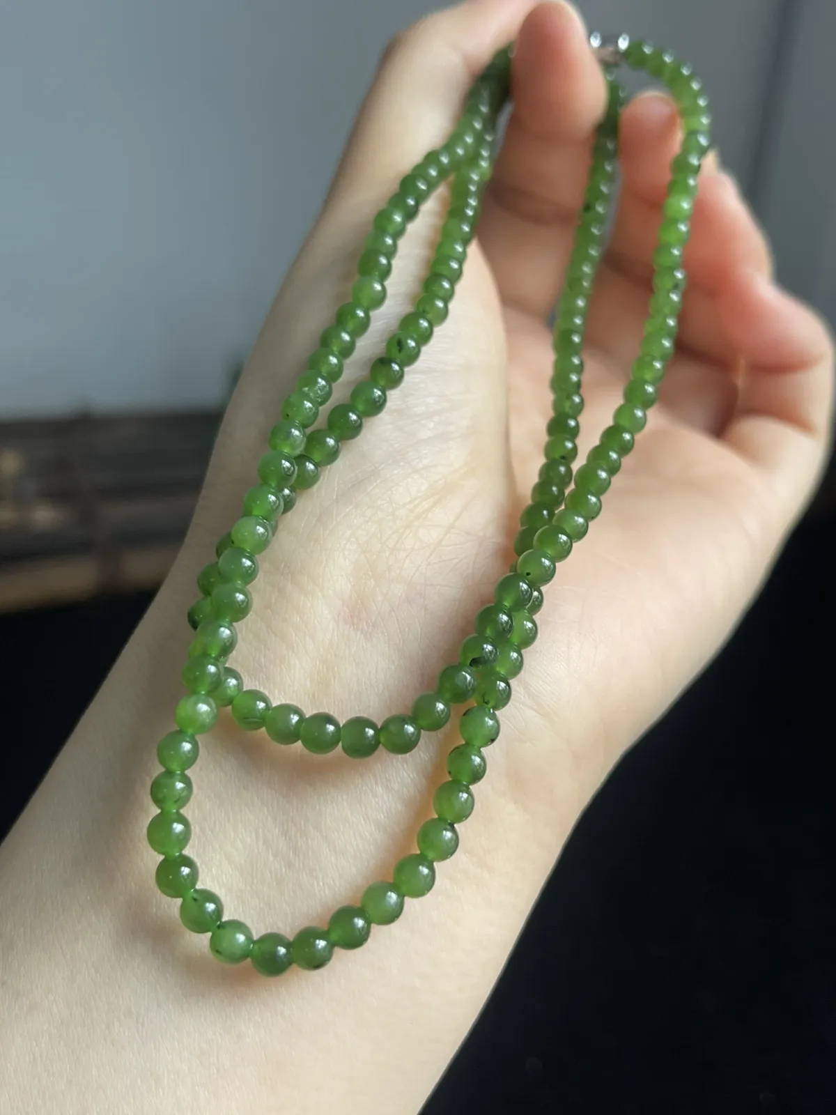 和田玉（碧玉）项链，温润通透，色泽漂亮料子非常好，可以做手链，也可以做项链