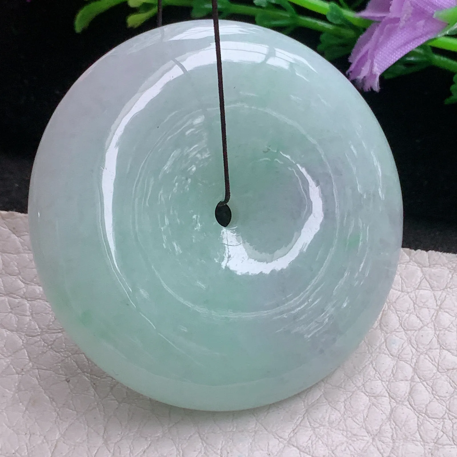 zen自然光51*10.5天然缅甸翡翠A货清新春带彩大平安扣玉吊坠