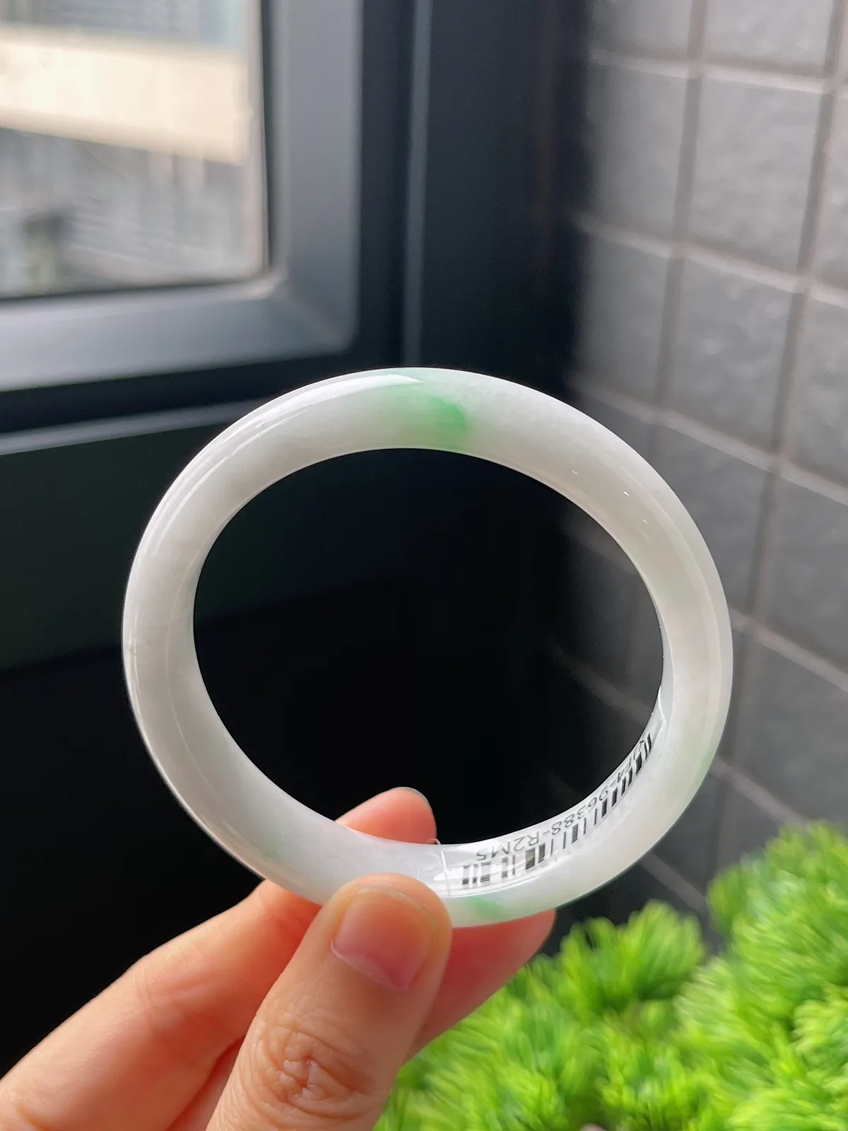 正圈54.4圈口，翡翠糯化种飘花手镯